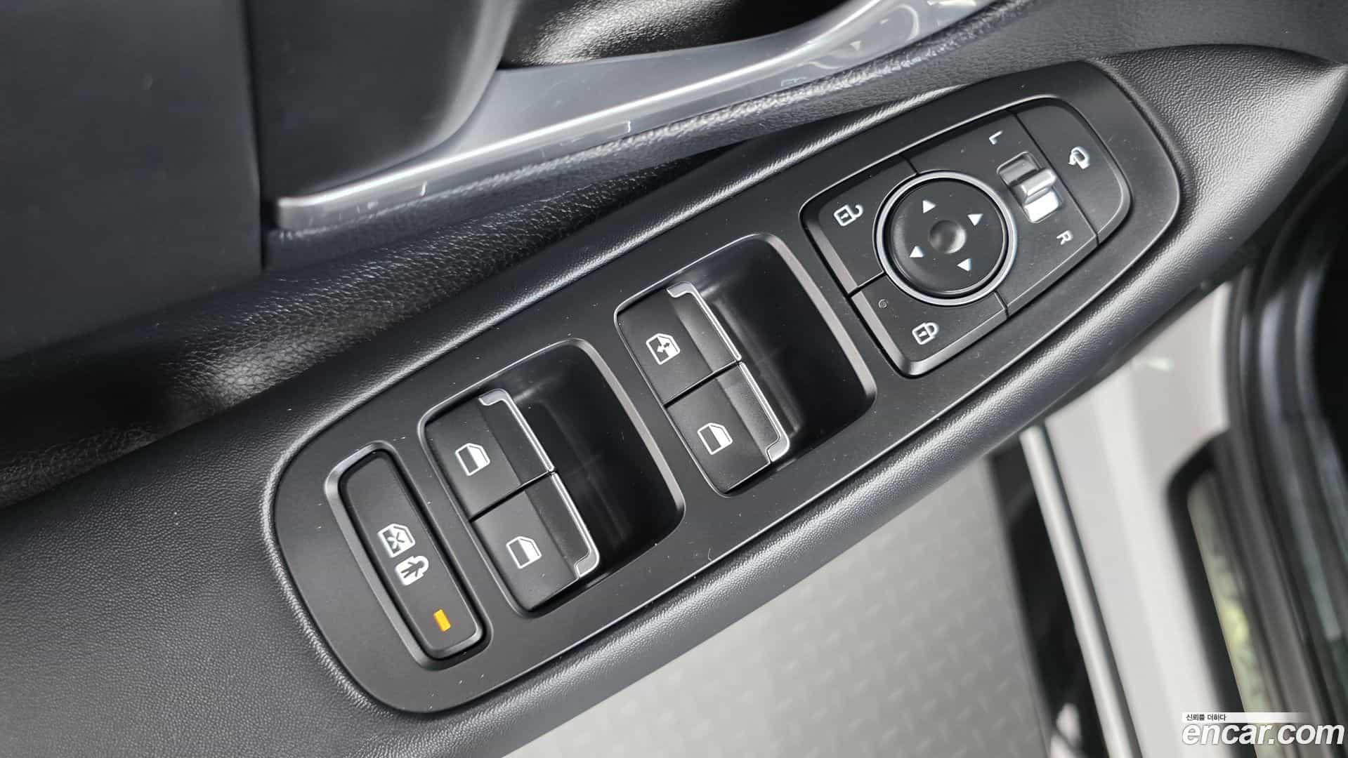Sonata Hyundai 2019.4-OPTION-018