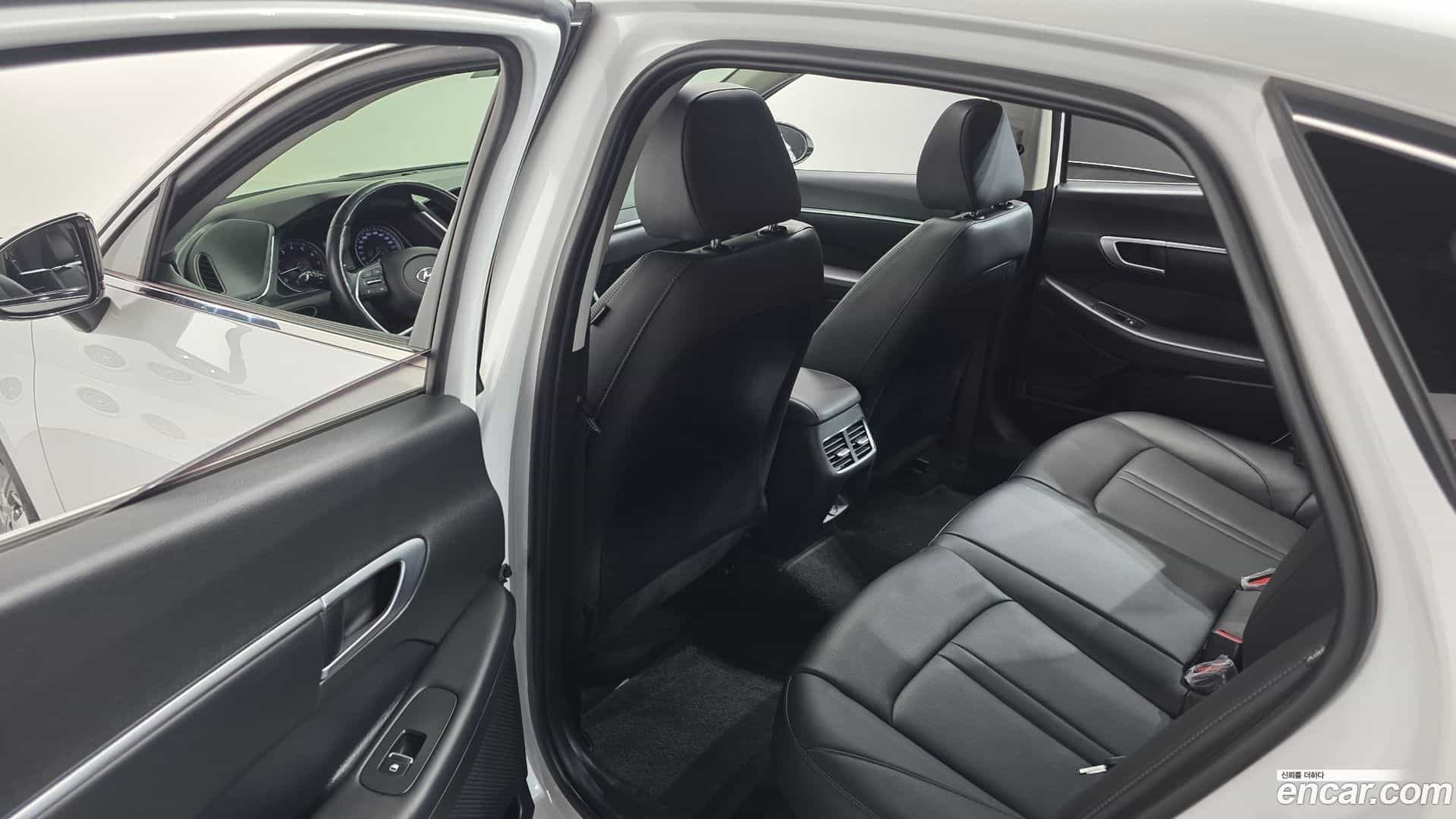Sonata Hyundai 2019.4-OPTION-022