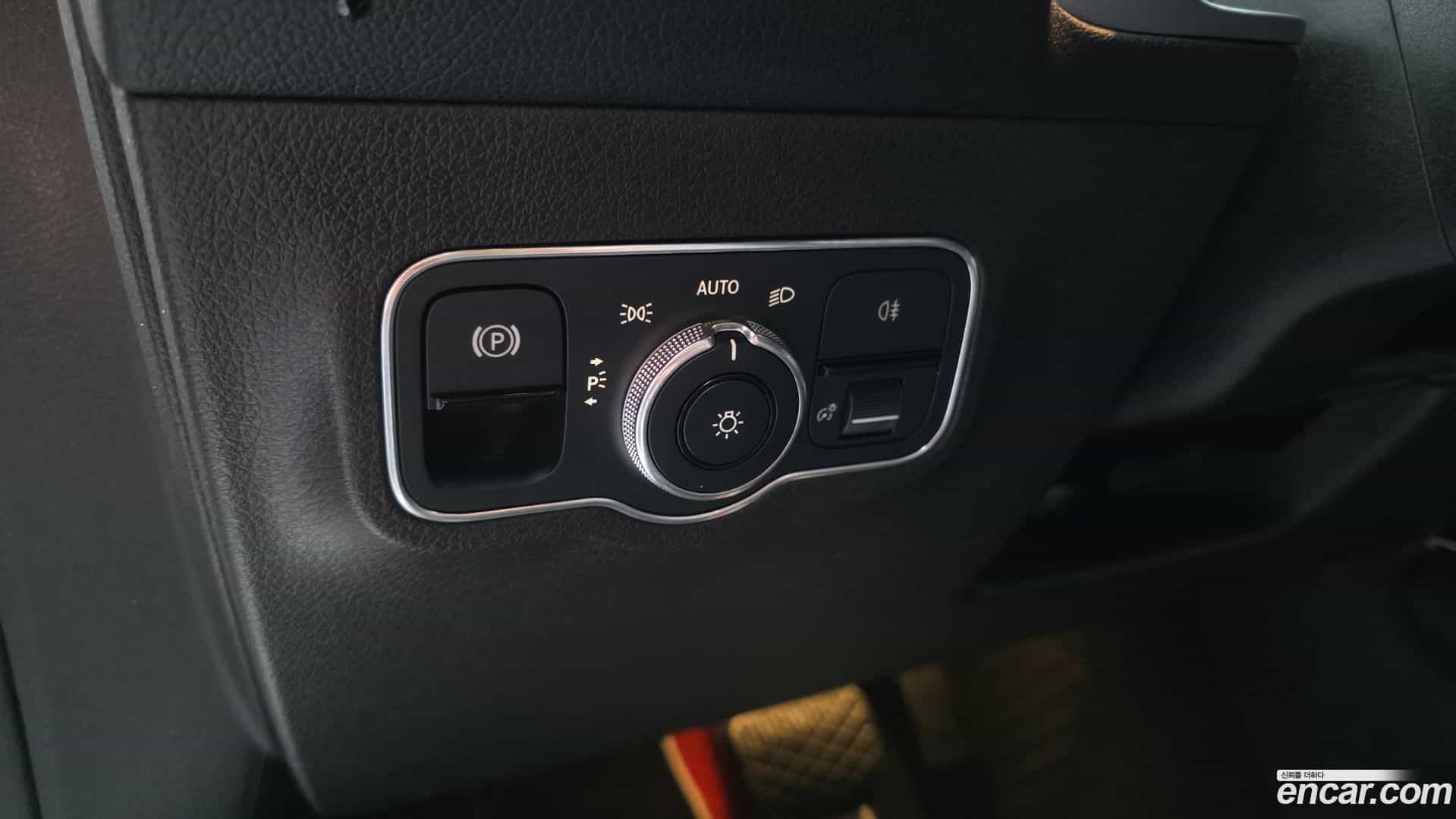 GLB-Class Mercedes-Benz 2021.8-OPTION-023
