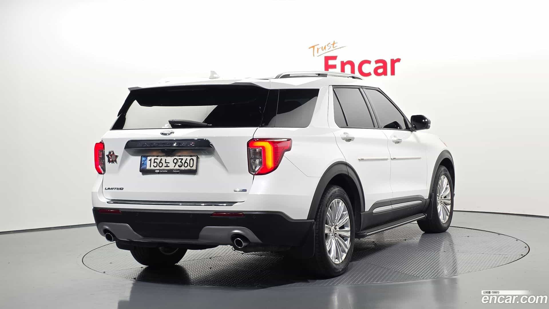 Explorer Ford 2020.11-OUTER-002