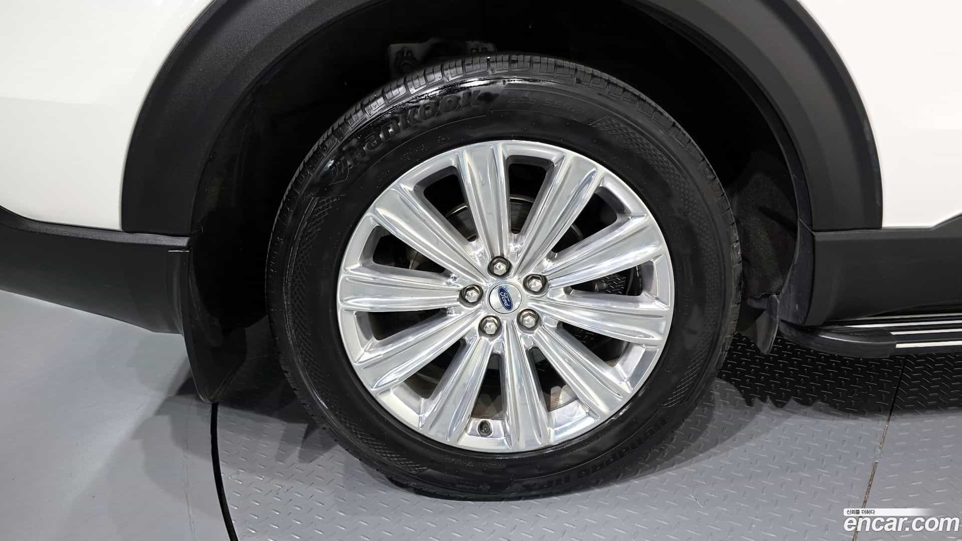 Explorer Ford 2020.11-OUTER-005