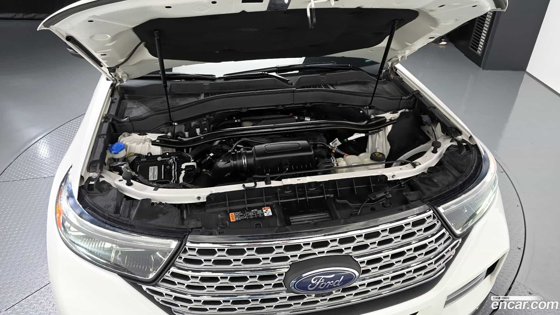 Explorer Ford 2020.11-OUTER-006