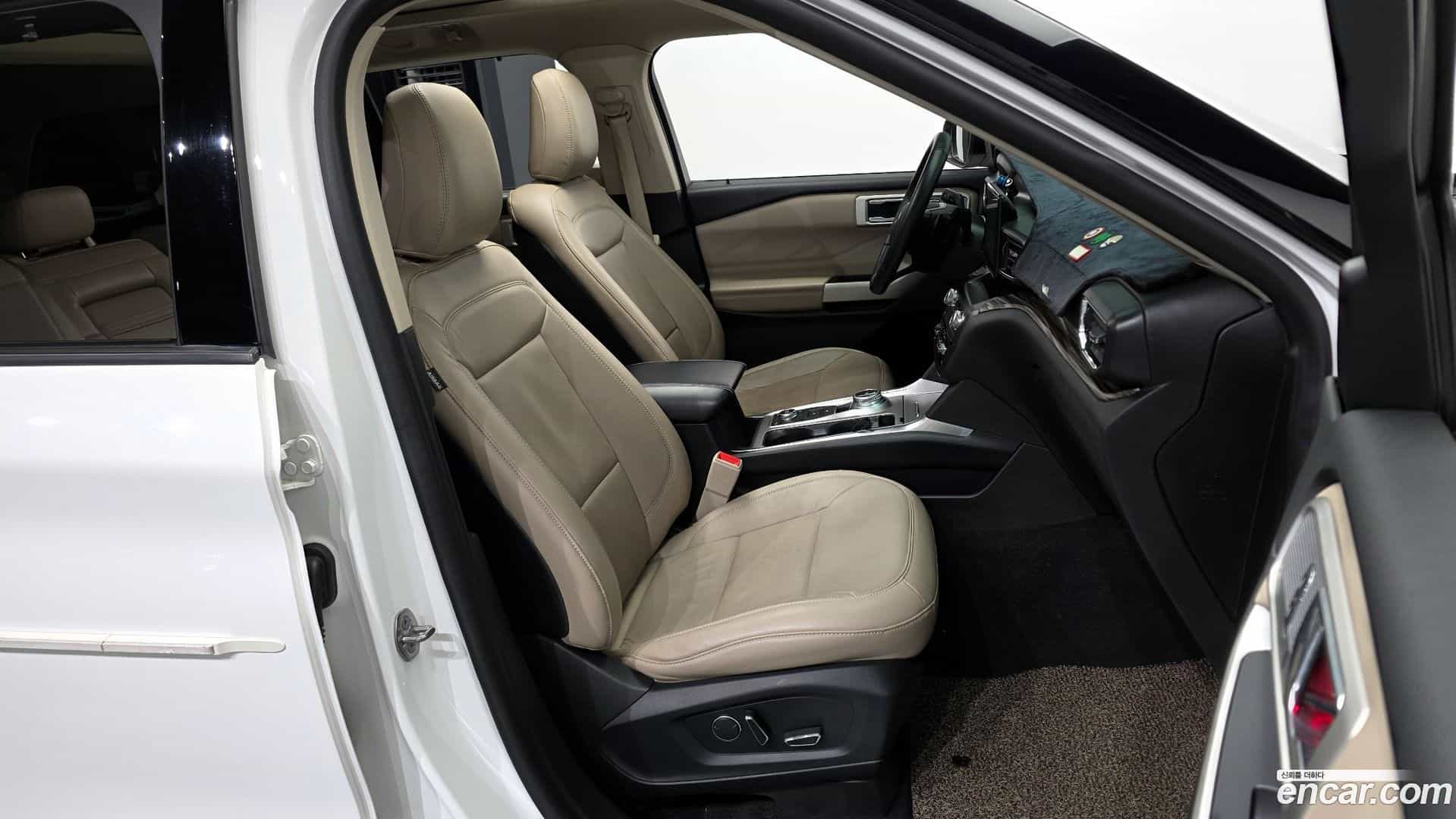 Explorer Ford 2020.11-OPTION-015