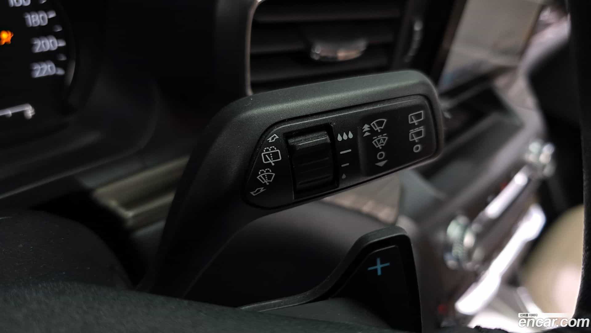 Explorer Ford 2020.11-OPTION-022