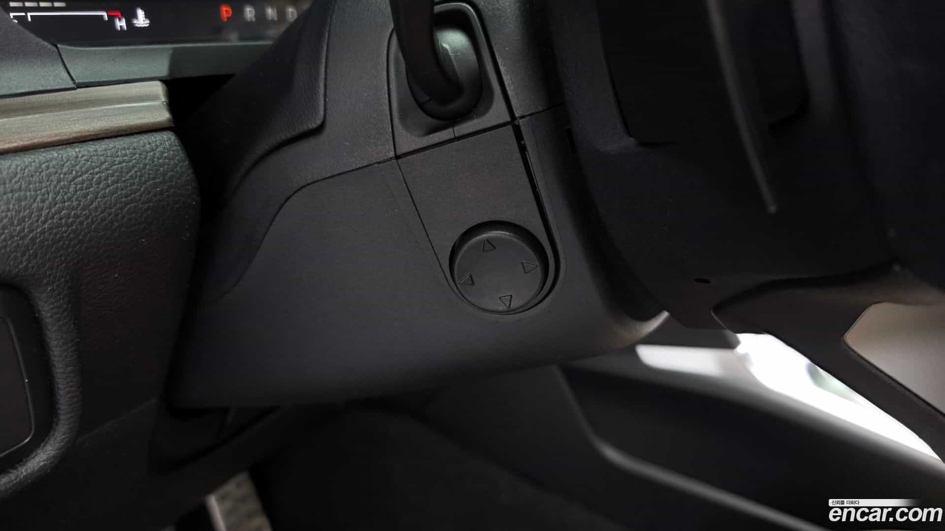 Explorer Ford 2020.11-OPTION-041