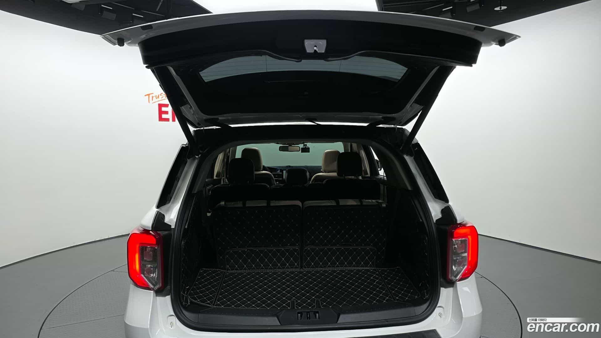 Explorer Ford 2020.11-OPTION-044