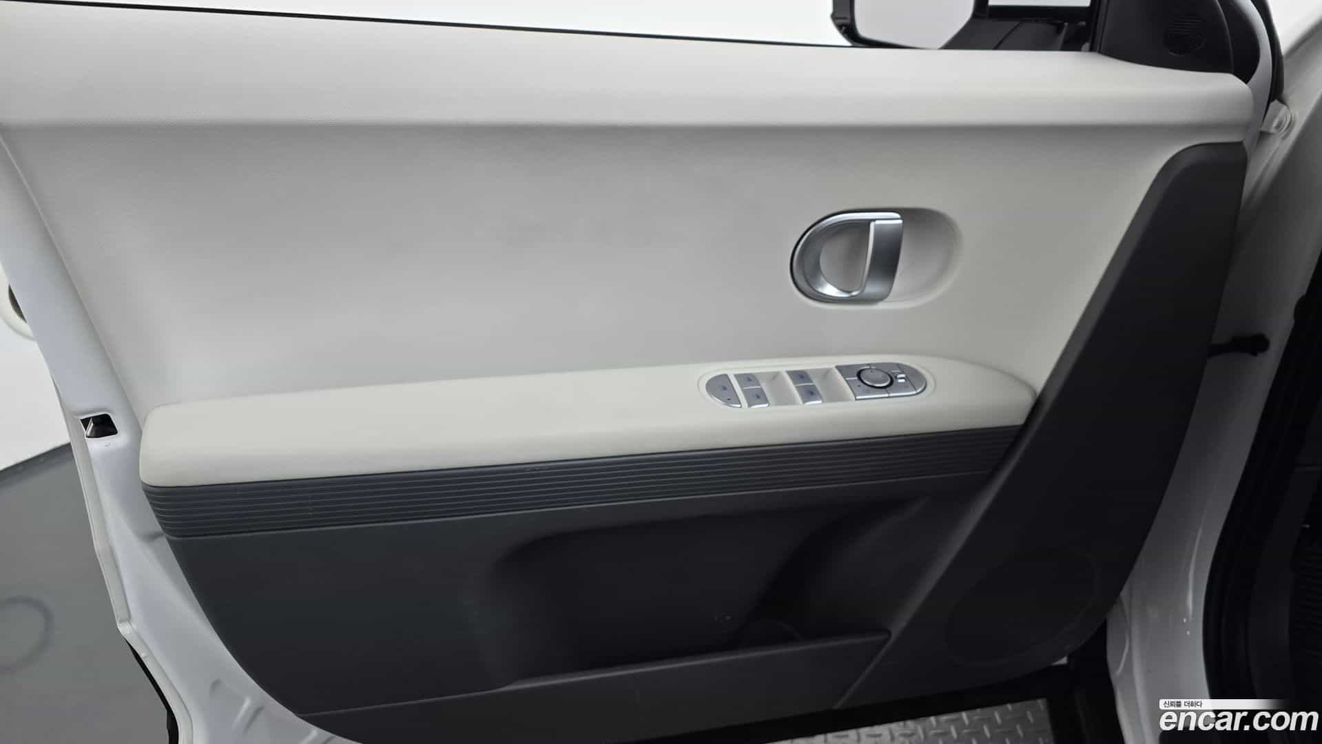 Ioniq5 Hyundai 2022.0-INNER-034