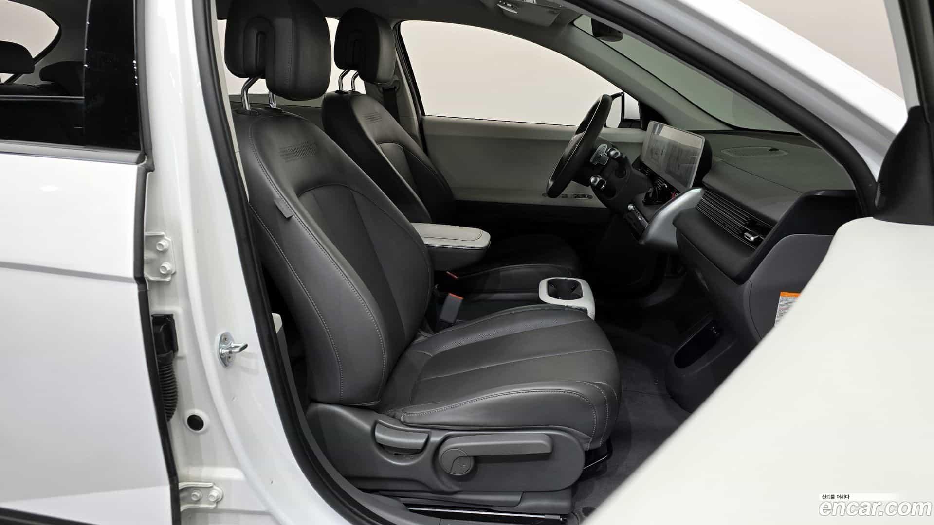 Ioniq5 Hyundai 2022.0-INNER-036