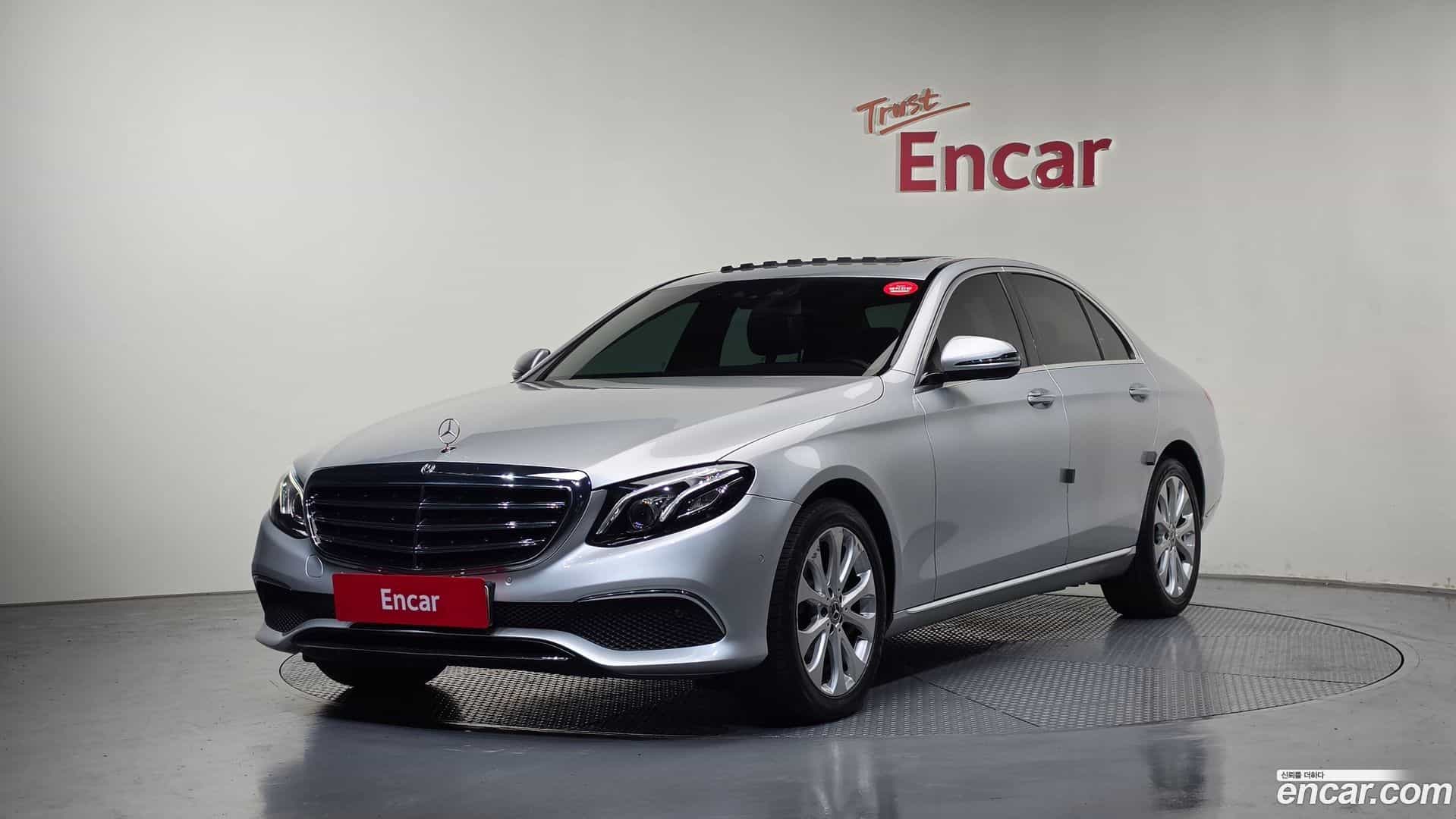 E-Class Mercedes-Benz 2017.7-OUTER-001