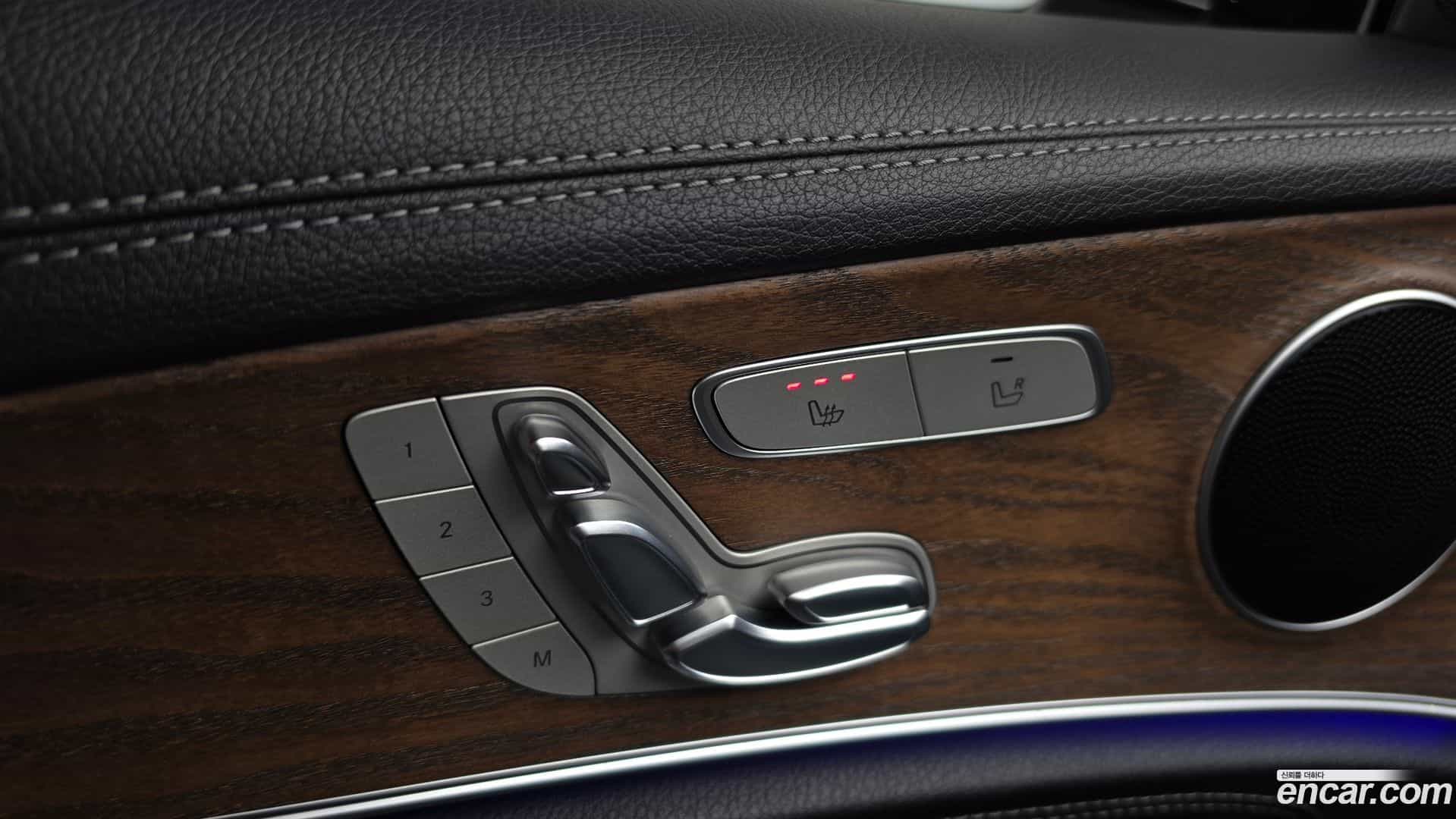 E-Class Mercedes-Benz 2017.7-OPTION-044