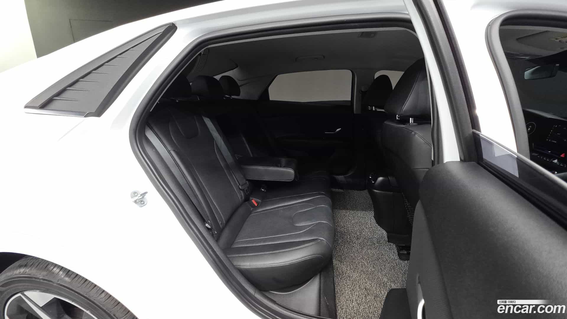 AVANTE Hyundai 2020.5-OPTION-045