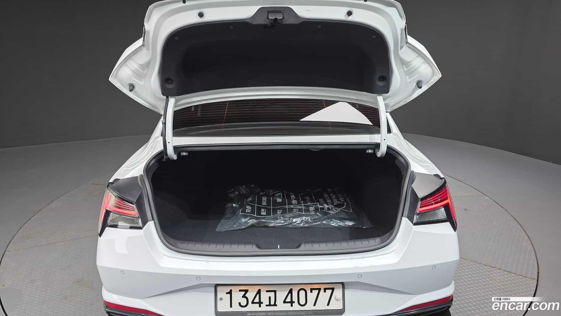AVANTE Hyundai 2020.5-OPTION-046