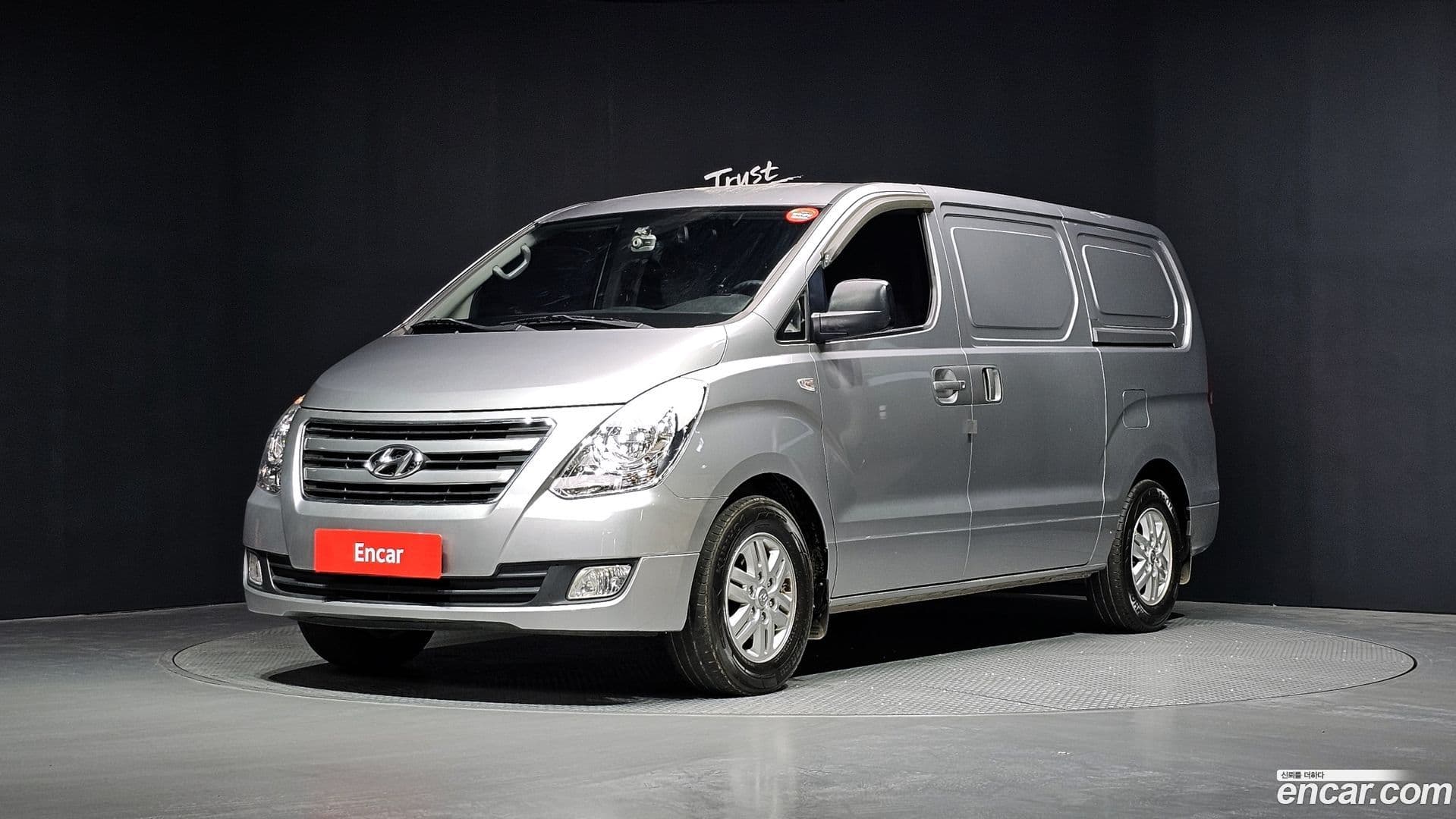 Main__Slider__Photo:Starex Hyundai 2016.2-0