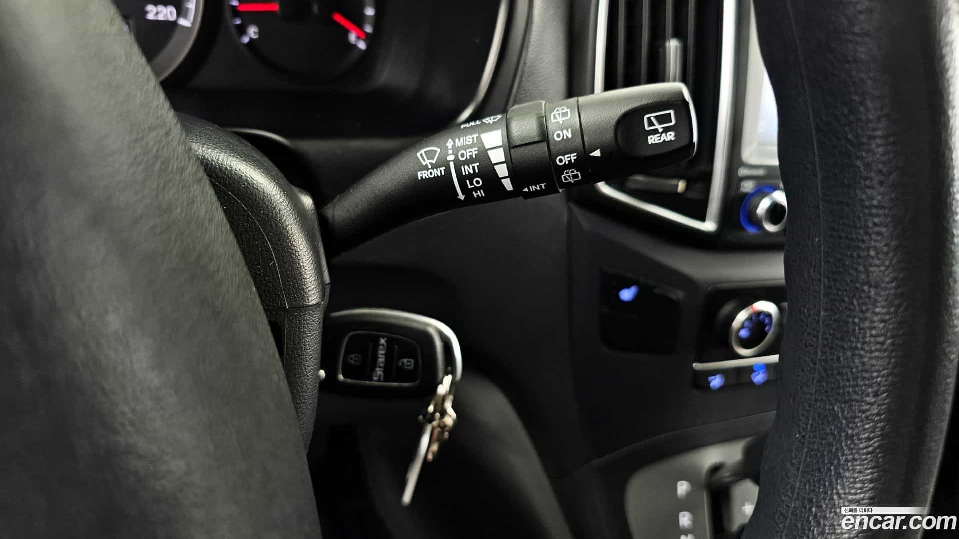Starex Hyundai 2016.2-OPTION-019