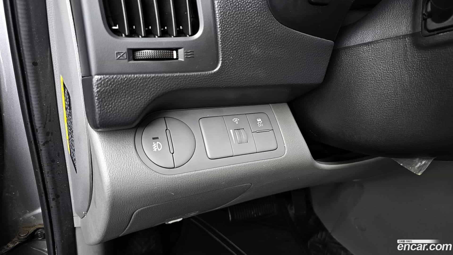 Starex Hyundai 2016.2-OPTION-041