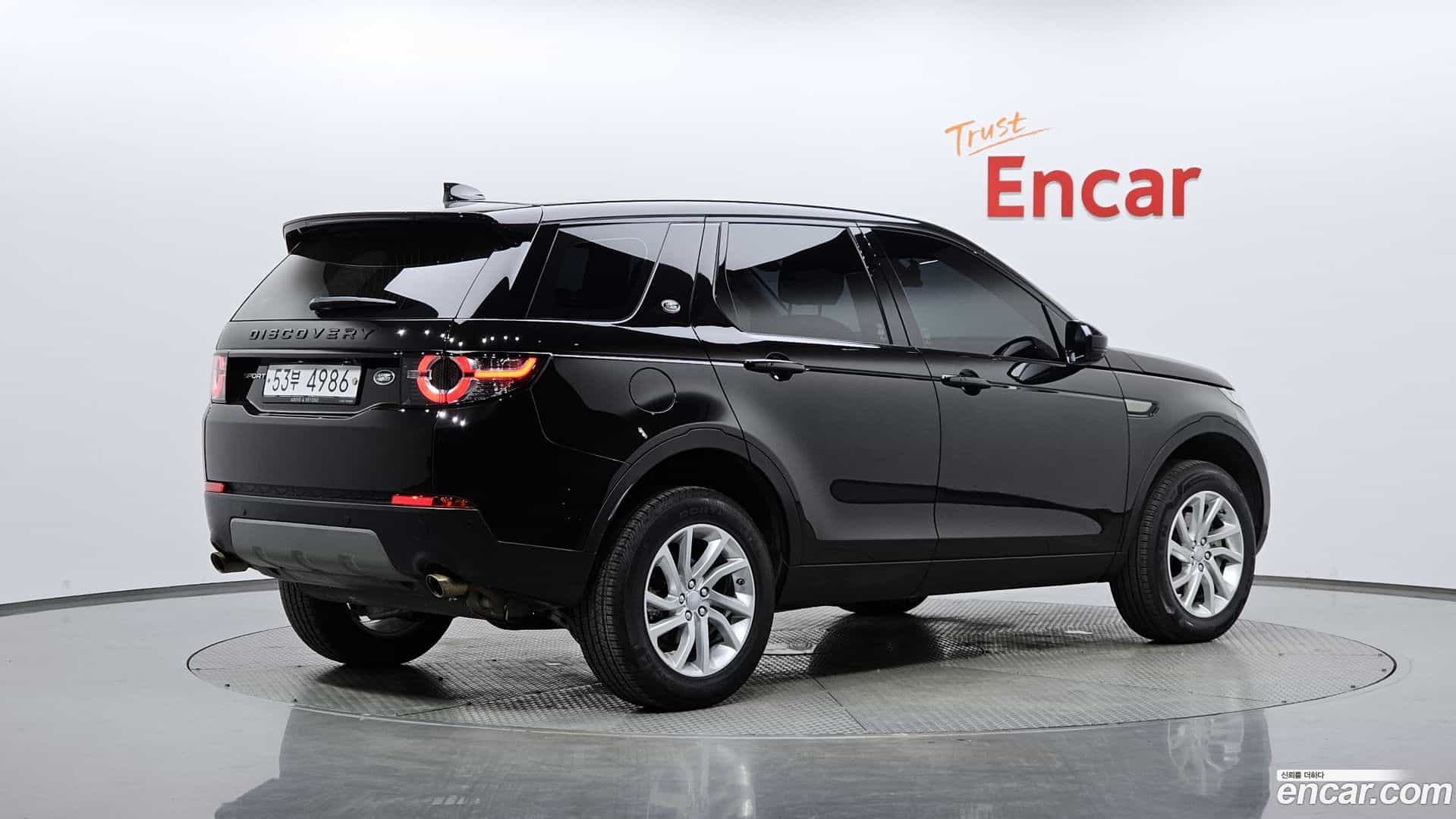 Discovery Sport Land Rover 2018.10-OUTER-002