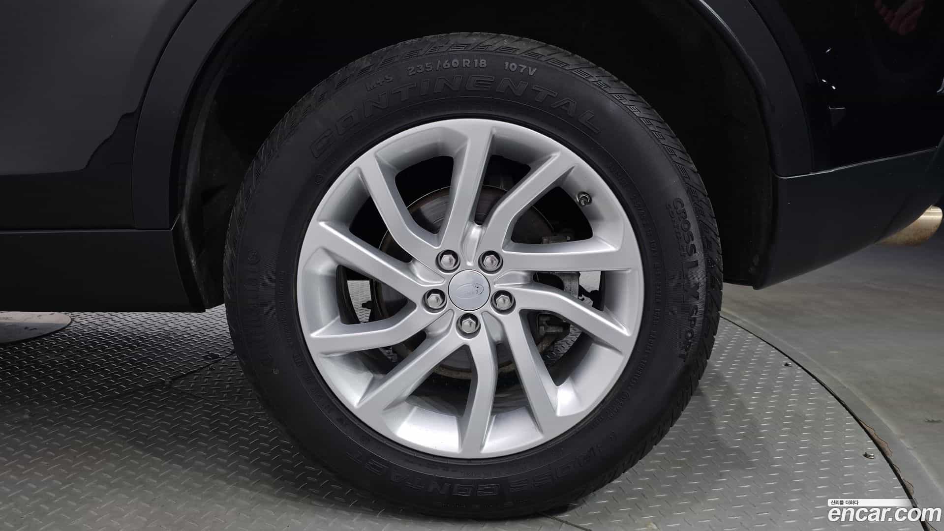 Discovery Sport Land Rover 2018.10-OUTER-031