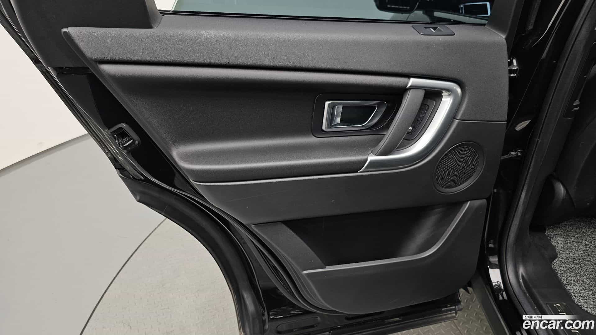 Discovery Sport Land Rover 2018.10-INNER-035