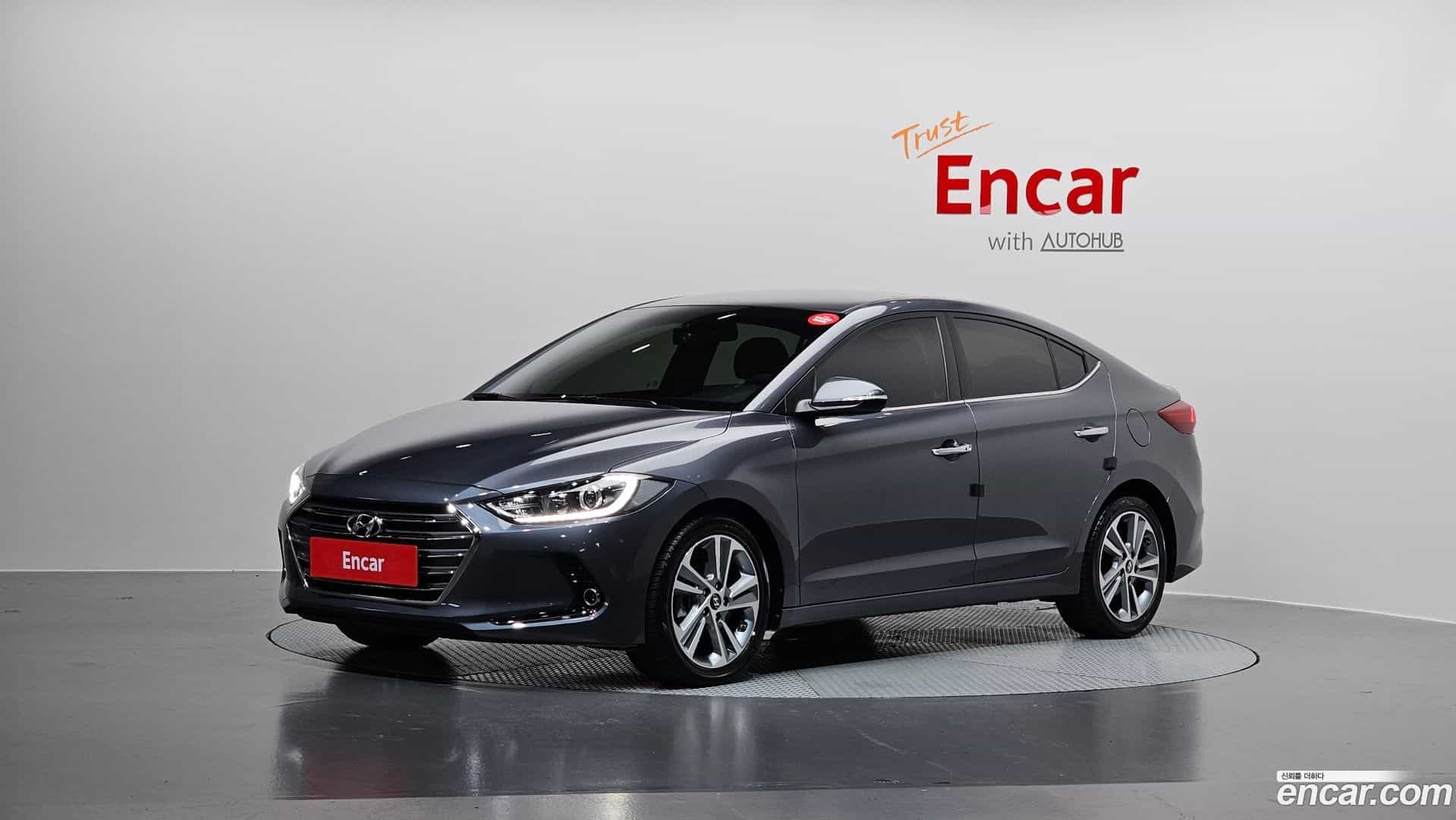 AVANTE Hyundai 2016.5-OUTER-001