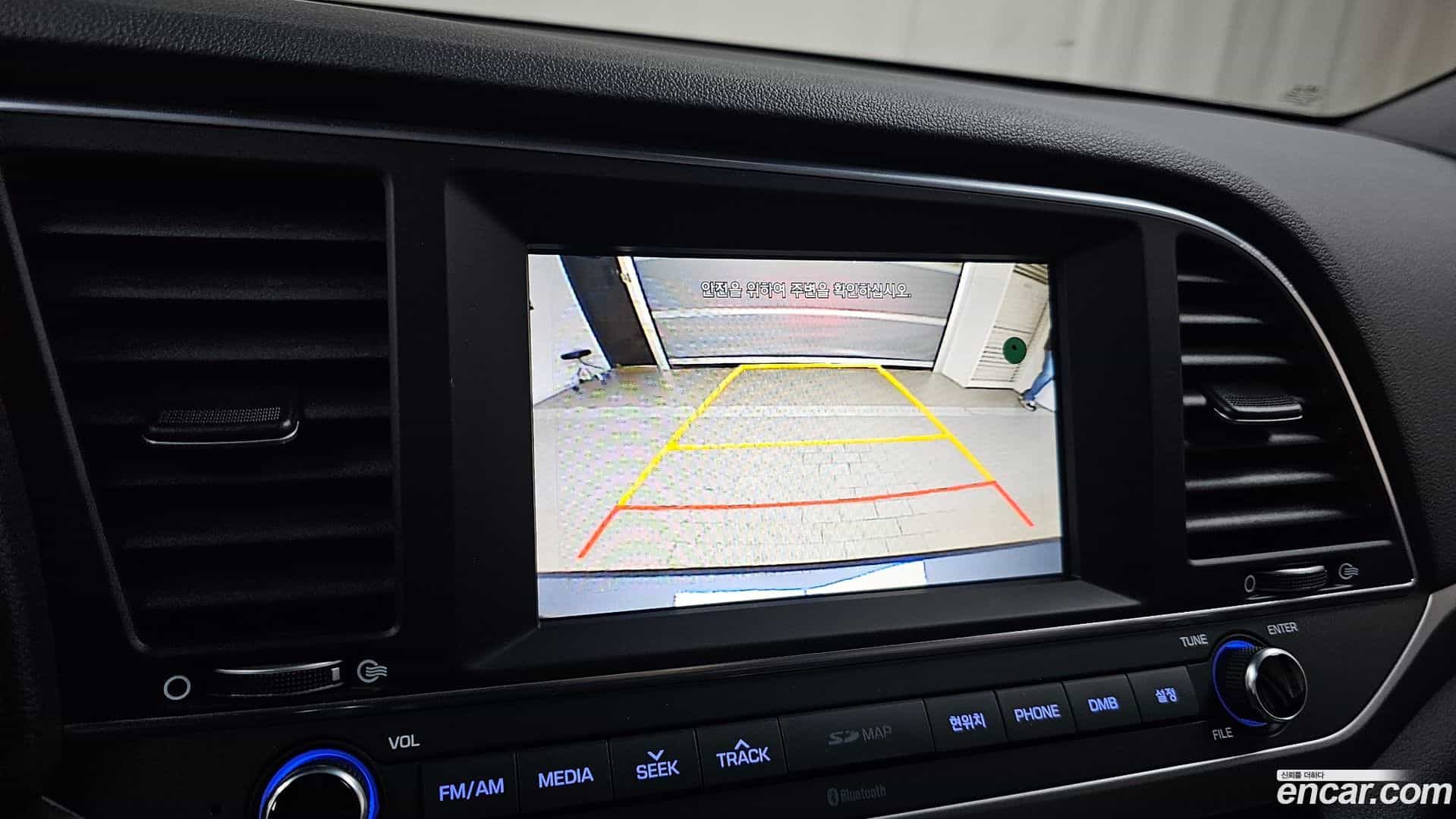 AVANTE Hyundai 2016.5-OPTION-019