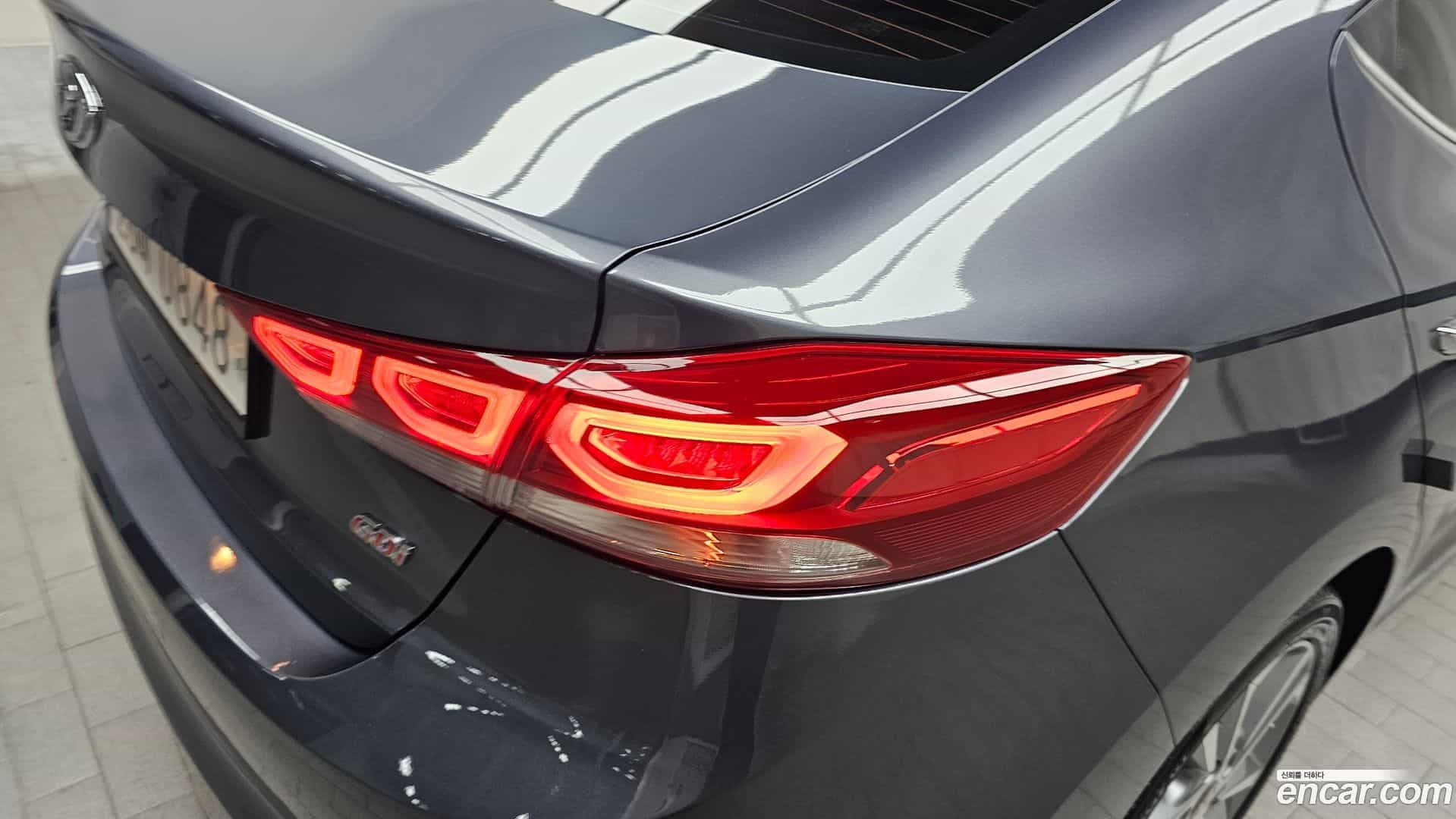 AVANTE Hyundai 2016.5-OUTER-033
