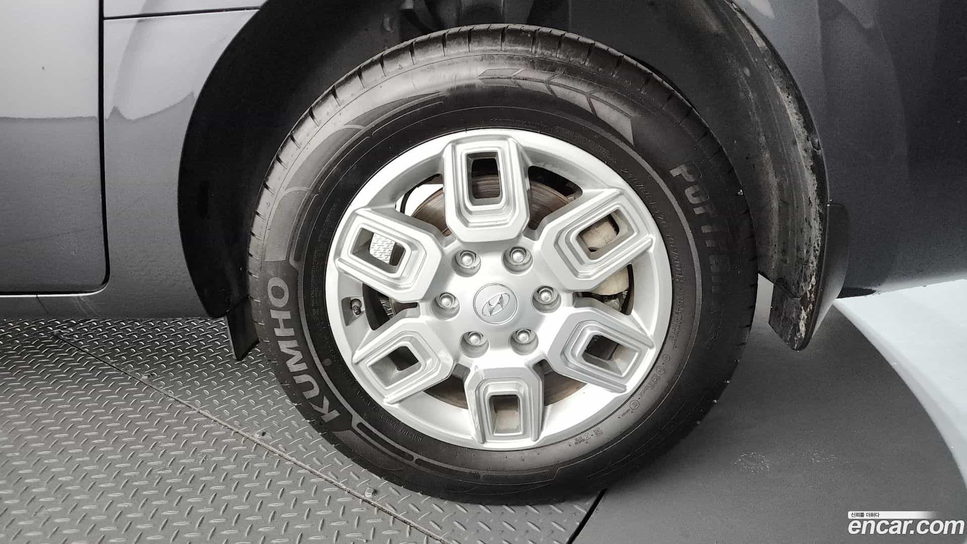 Staria Hyundai 2023.1-OUTER-031