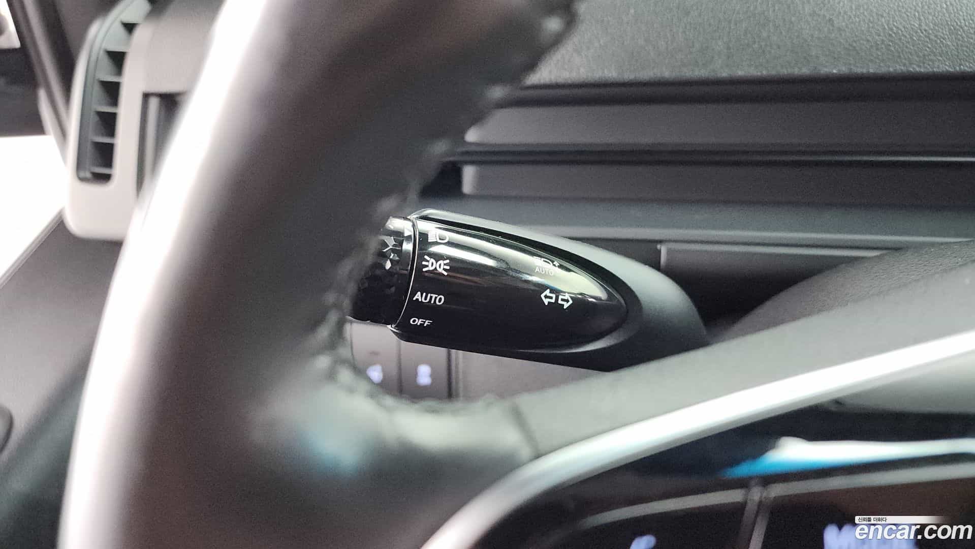 Staria Hyundai 2023.1-OPTION-045