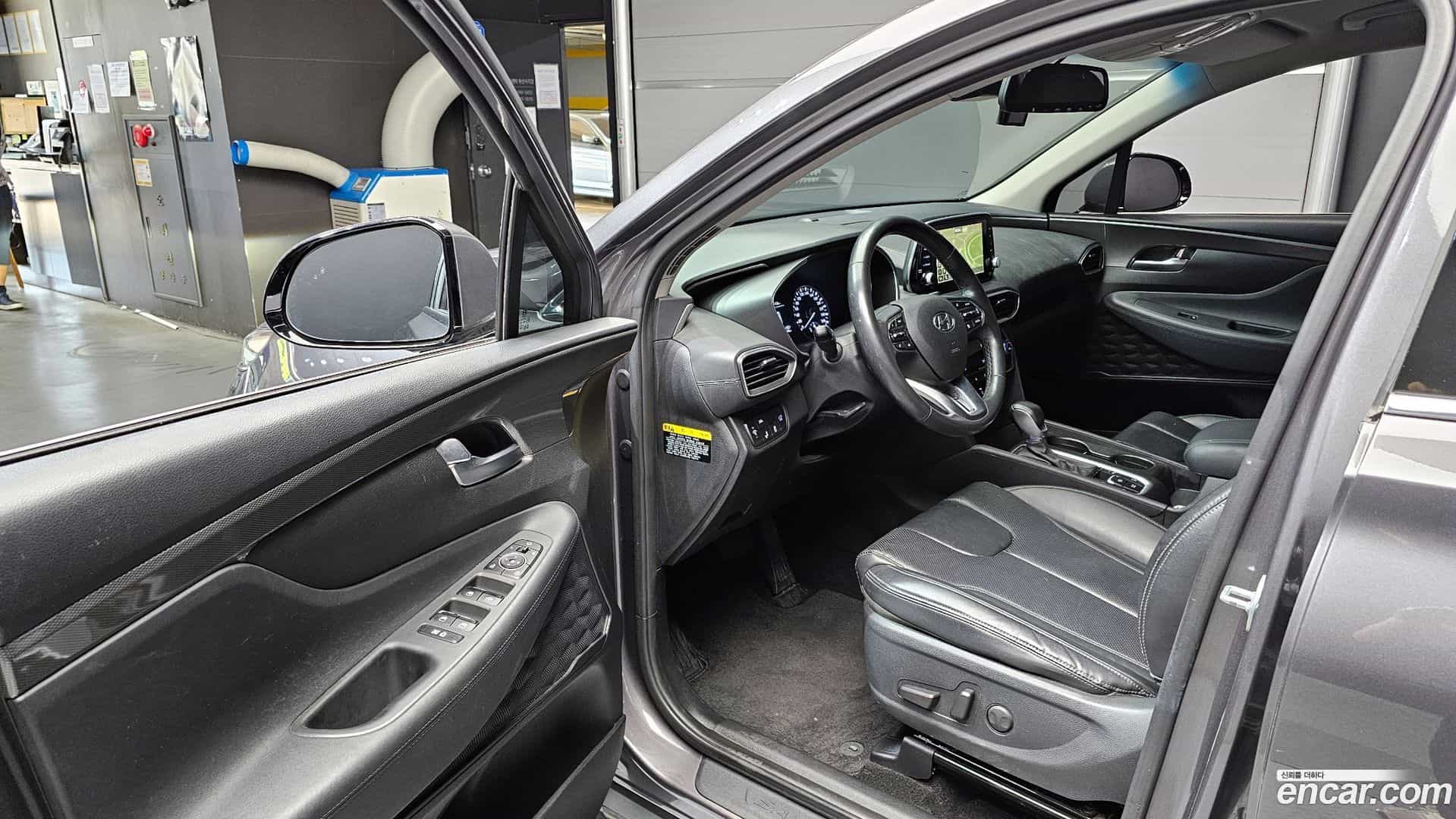 Santafe Hyundai 2018.2-INNER-010