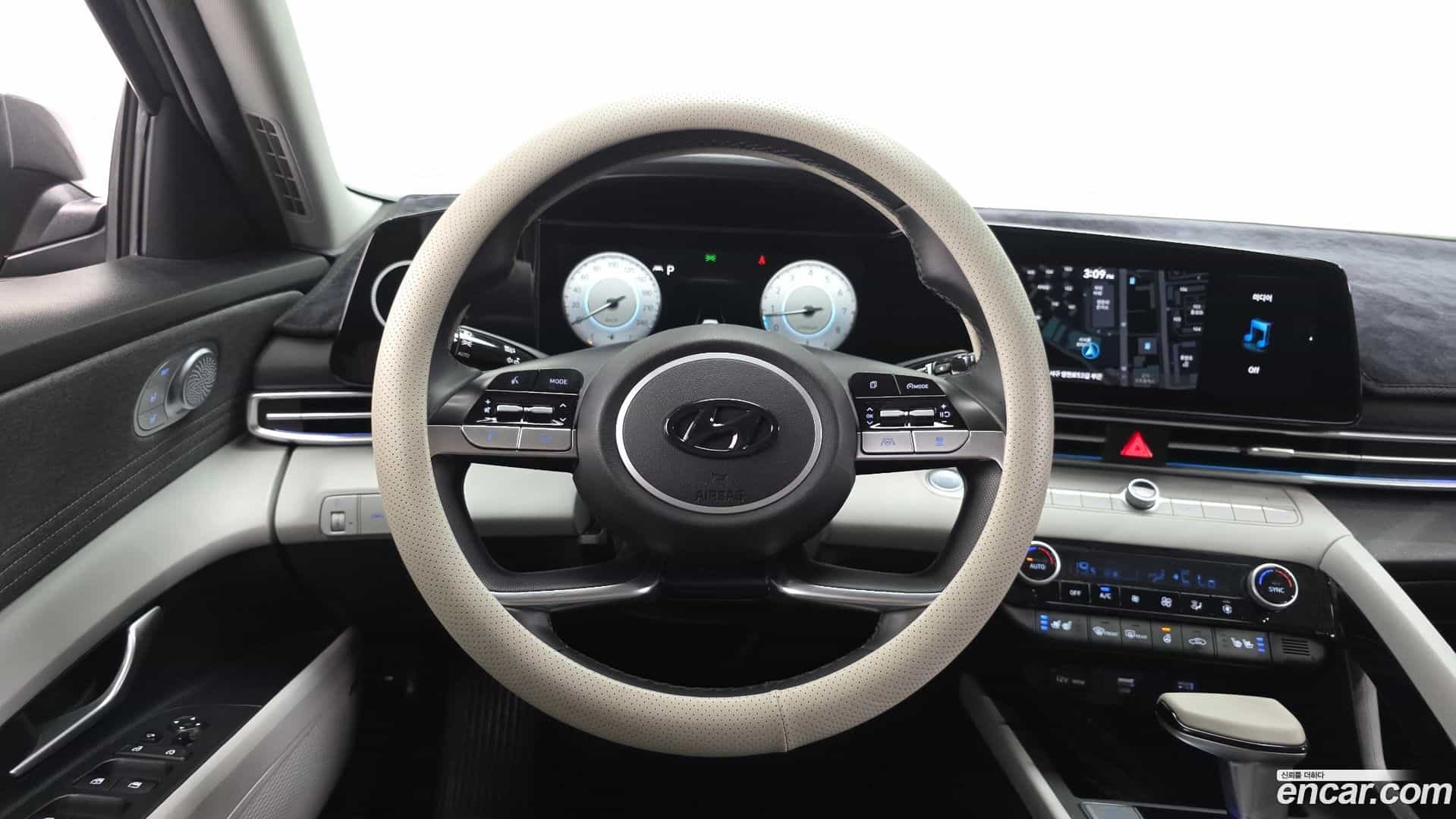 AVANTE Hyundai 2021.6-OPTION-018