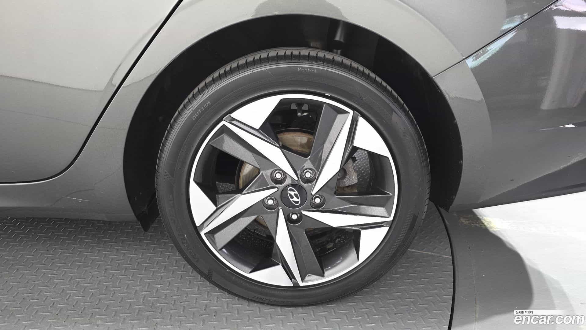 AVANTE Hyundai 2021.6-OUTER-031