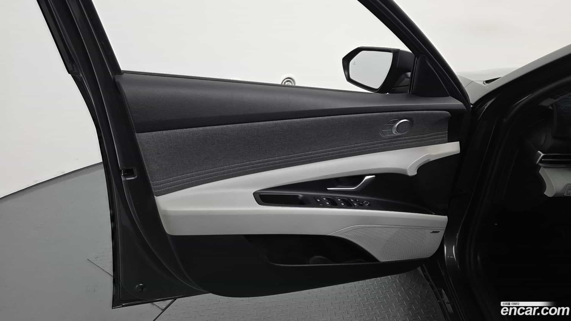 AVANTE Hyundai 2021.6-INNER-034