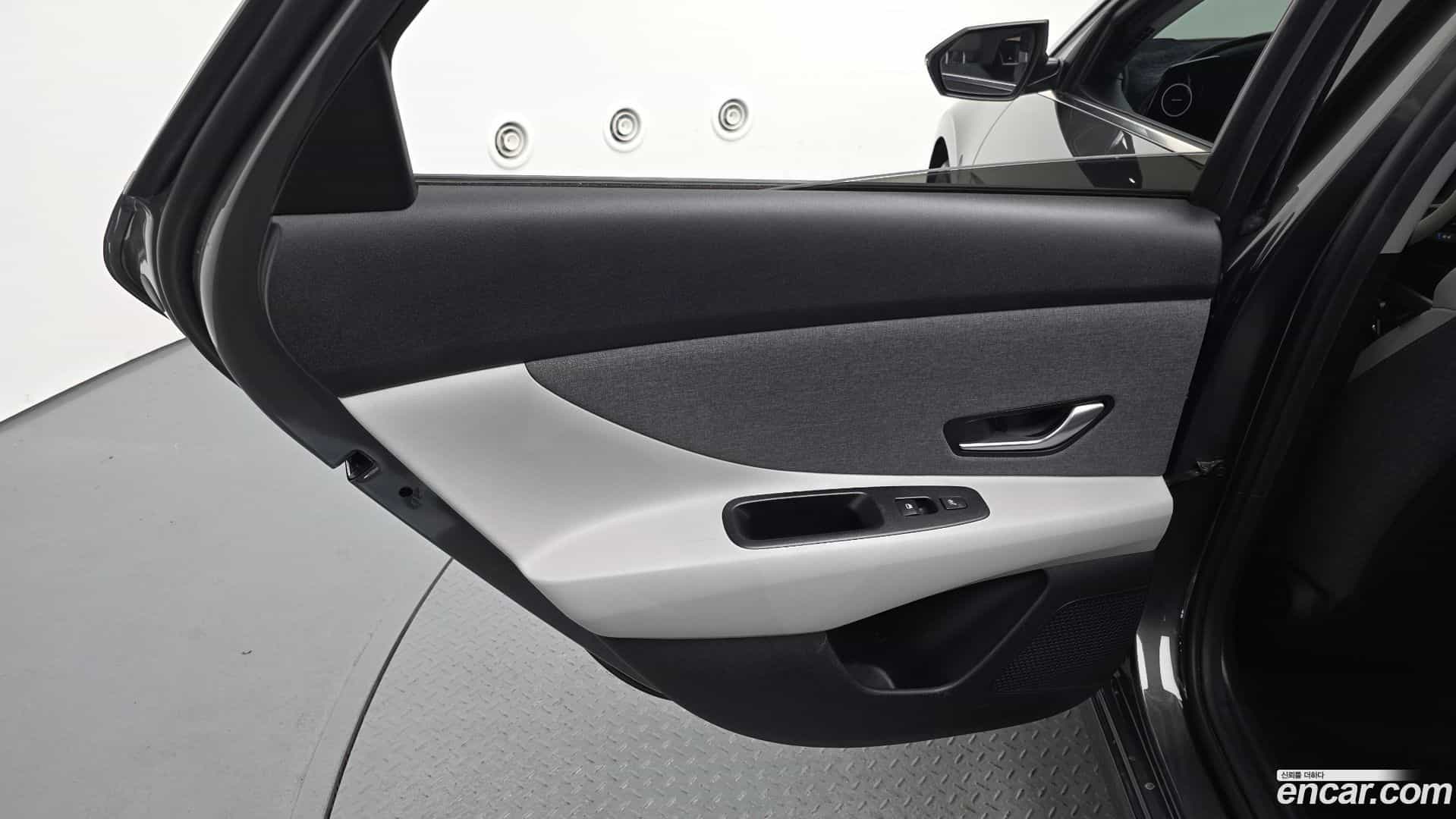 AVANTE Hyundai 2021.6-INNER-035