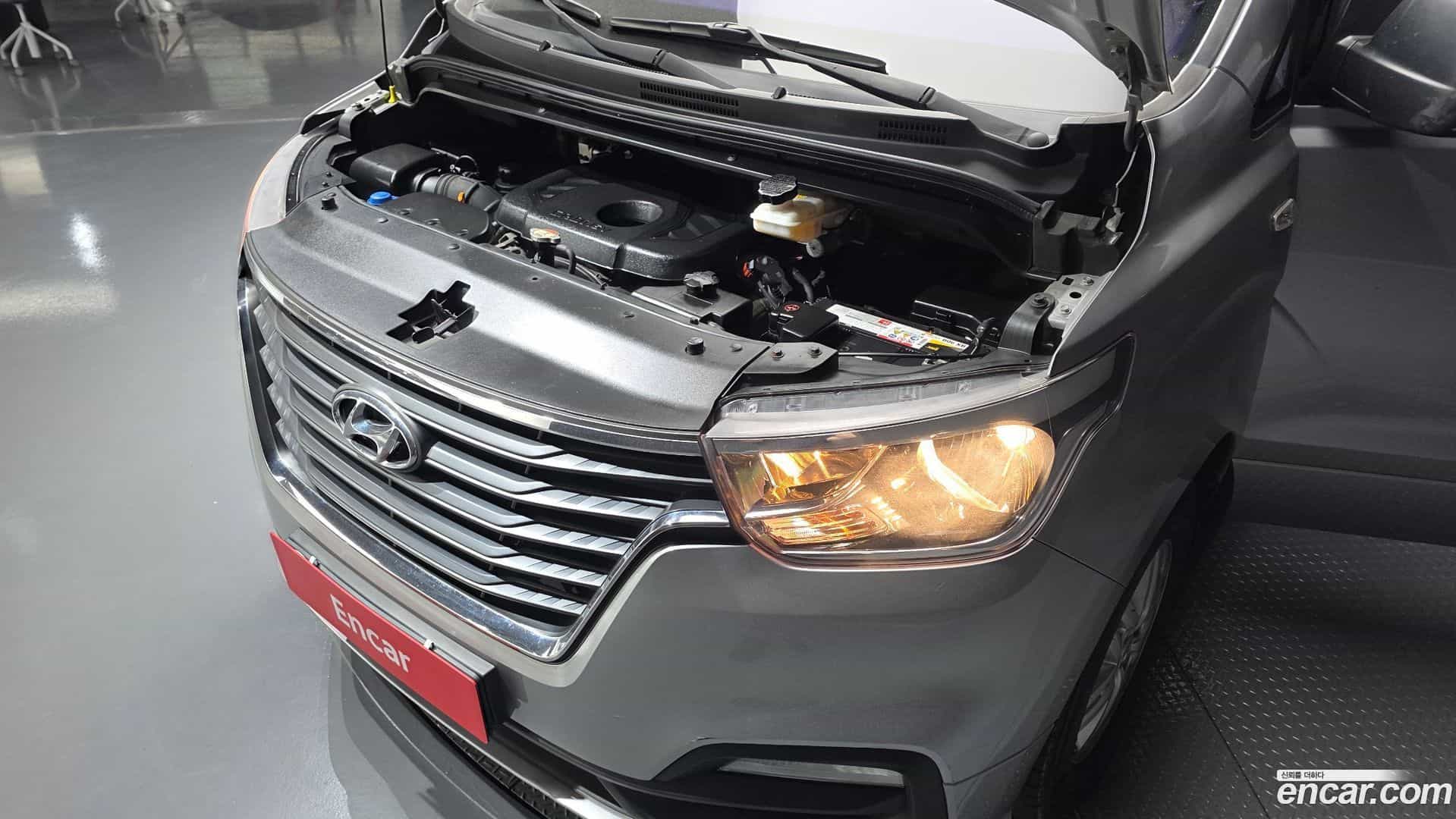 Starex Hyundai 2018.2-OUTER-006
