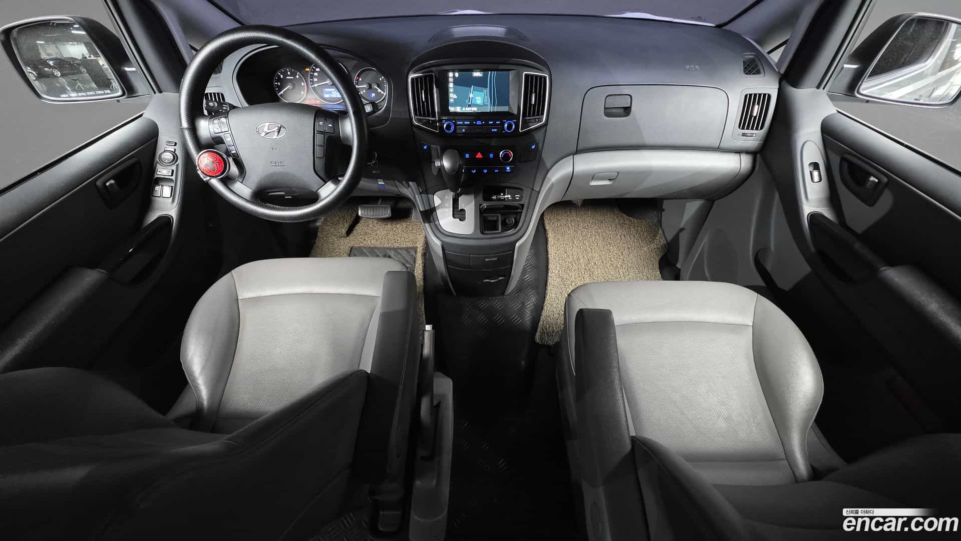 Starex Hyundai 2018.2-INNER-007