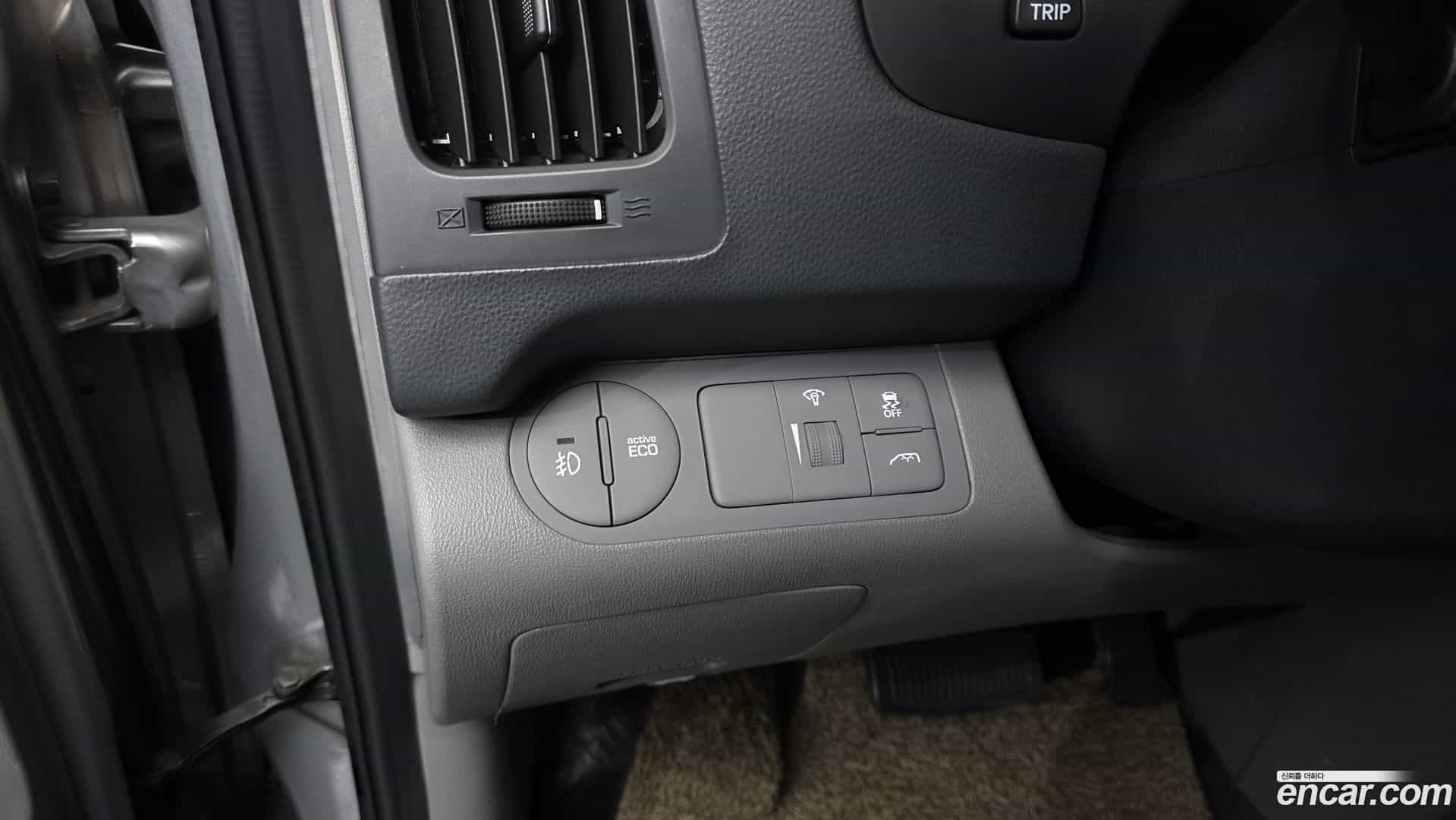Starex Hyundai 2018.2-OPTION-023