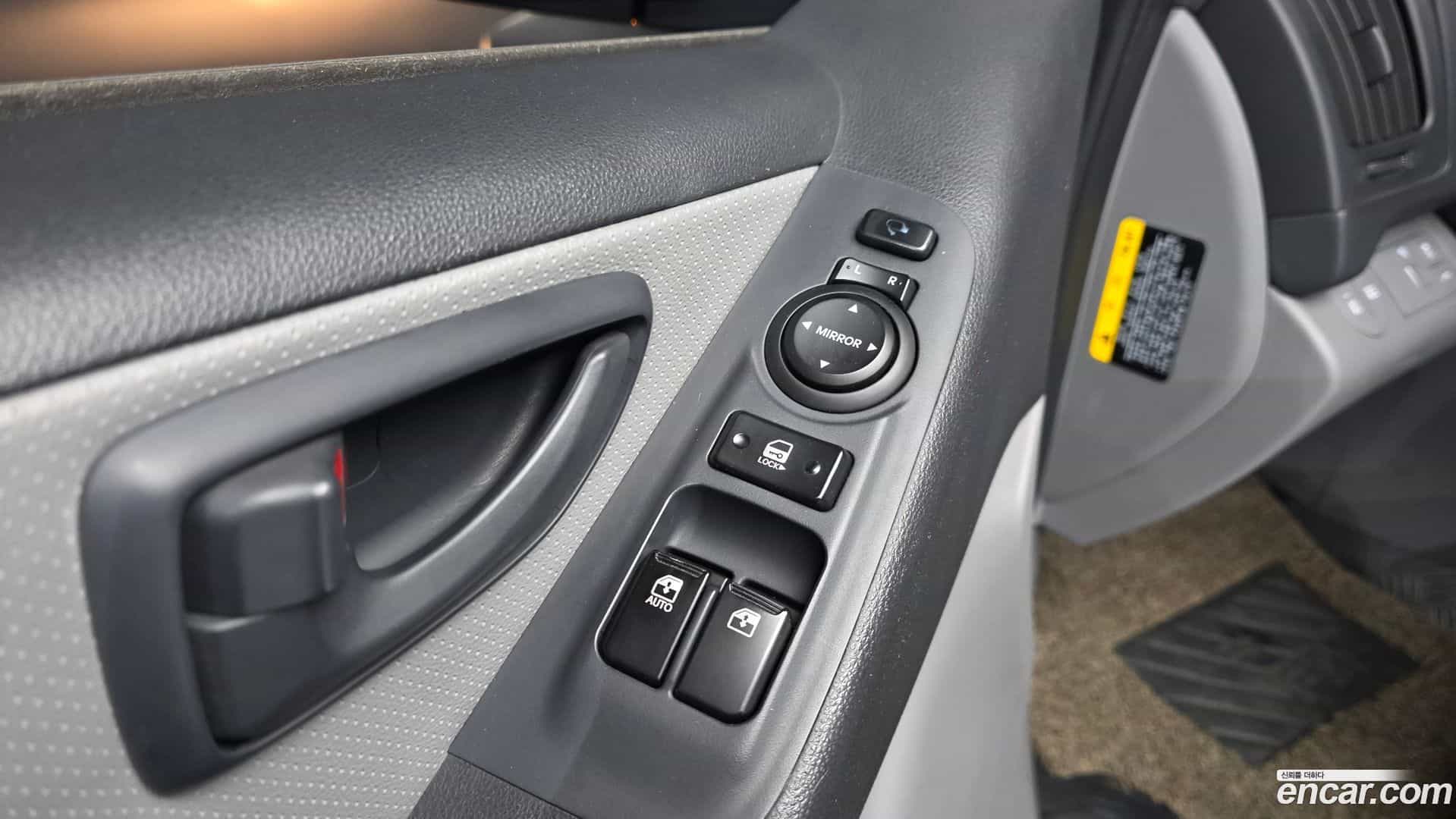 Starex Hyundai 2018.2-OPTION-024