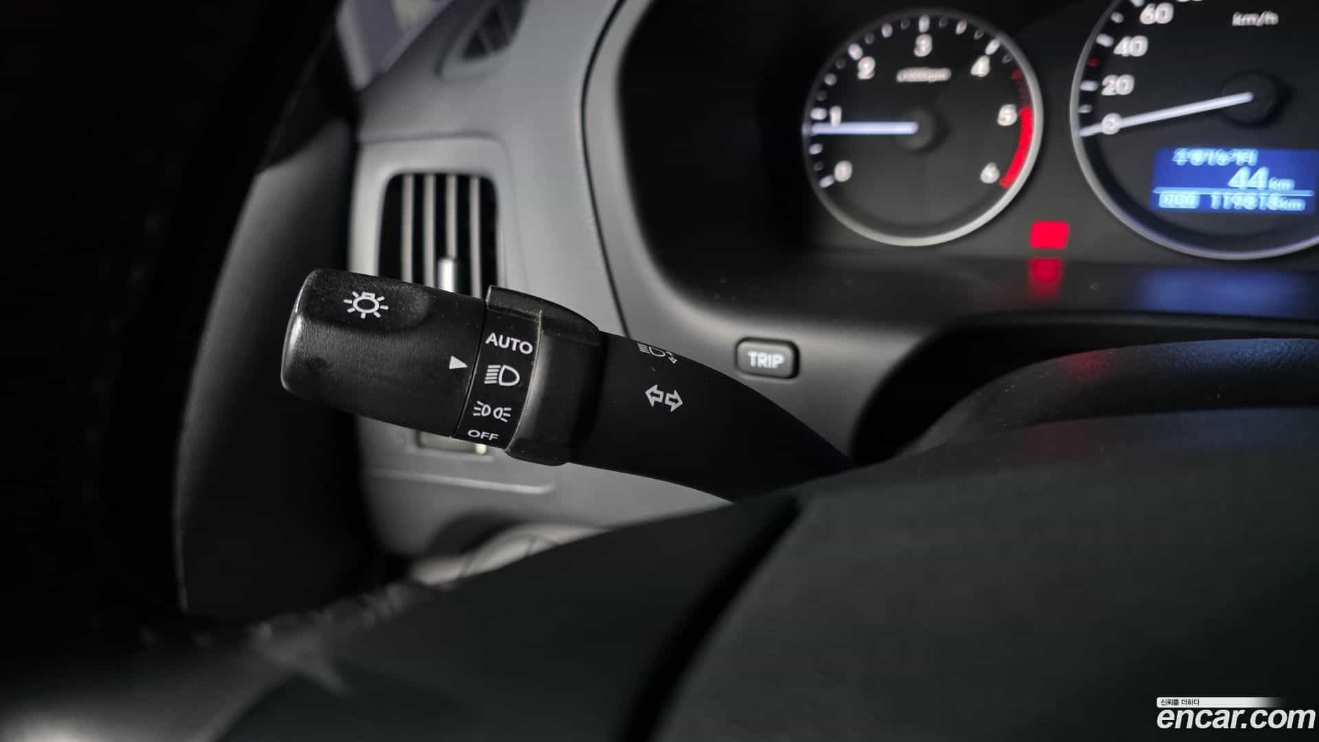 Starex Hyundai 2018.2-OPTION-040