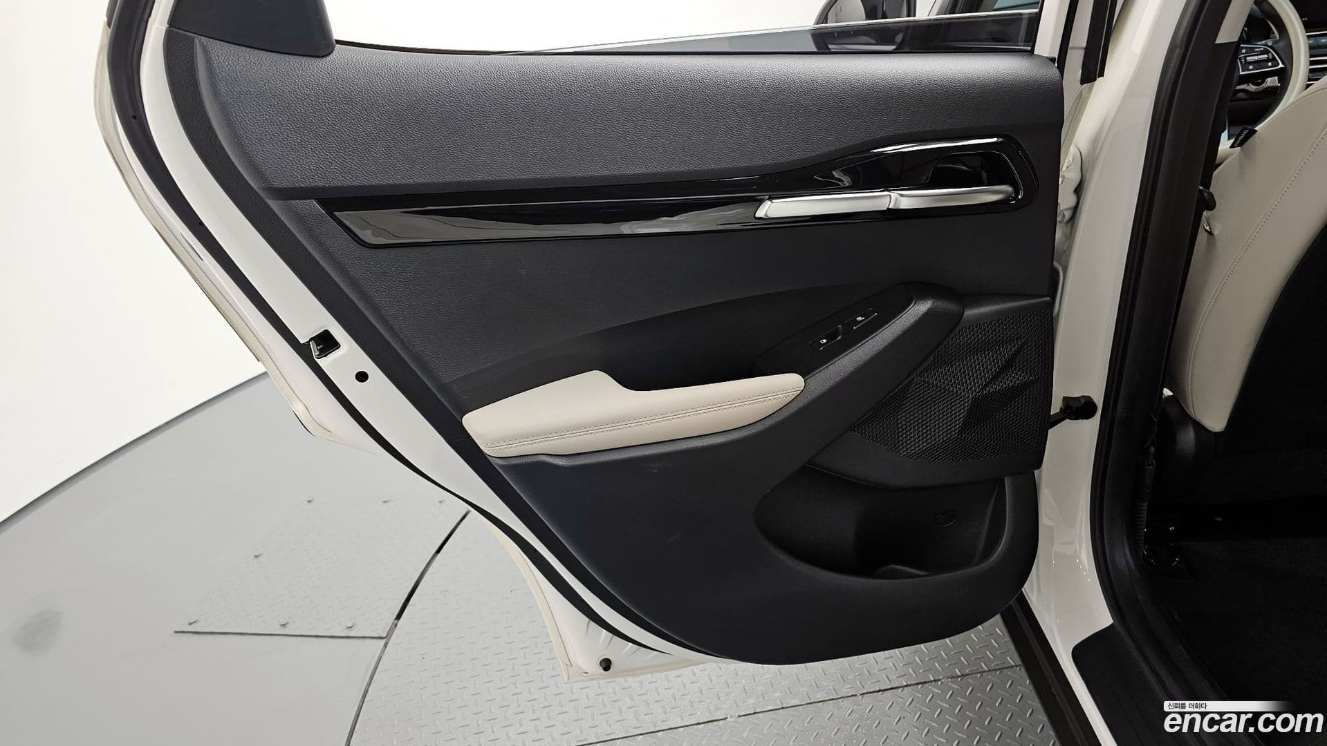Main__Slider__Photo:Seltos Kia 2022.5-24