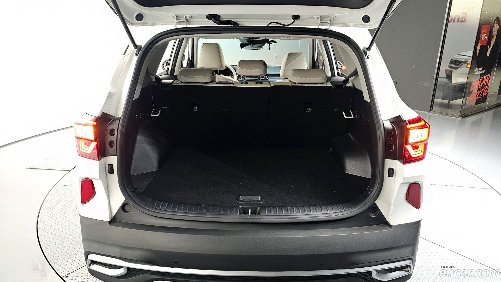 Main__Slider__Photo:Seltos Kia 2022.5-32
