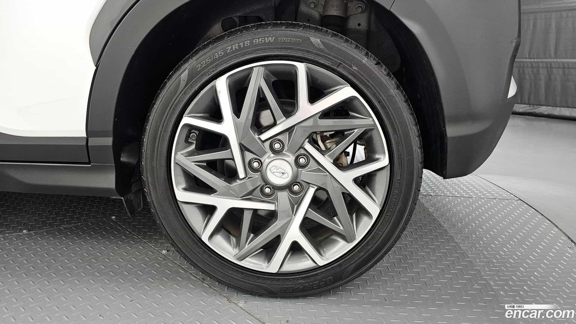 Kona Hyundai 2020.5-OUTER-031