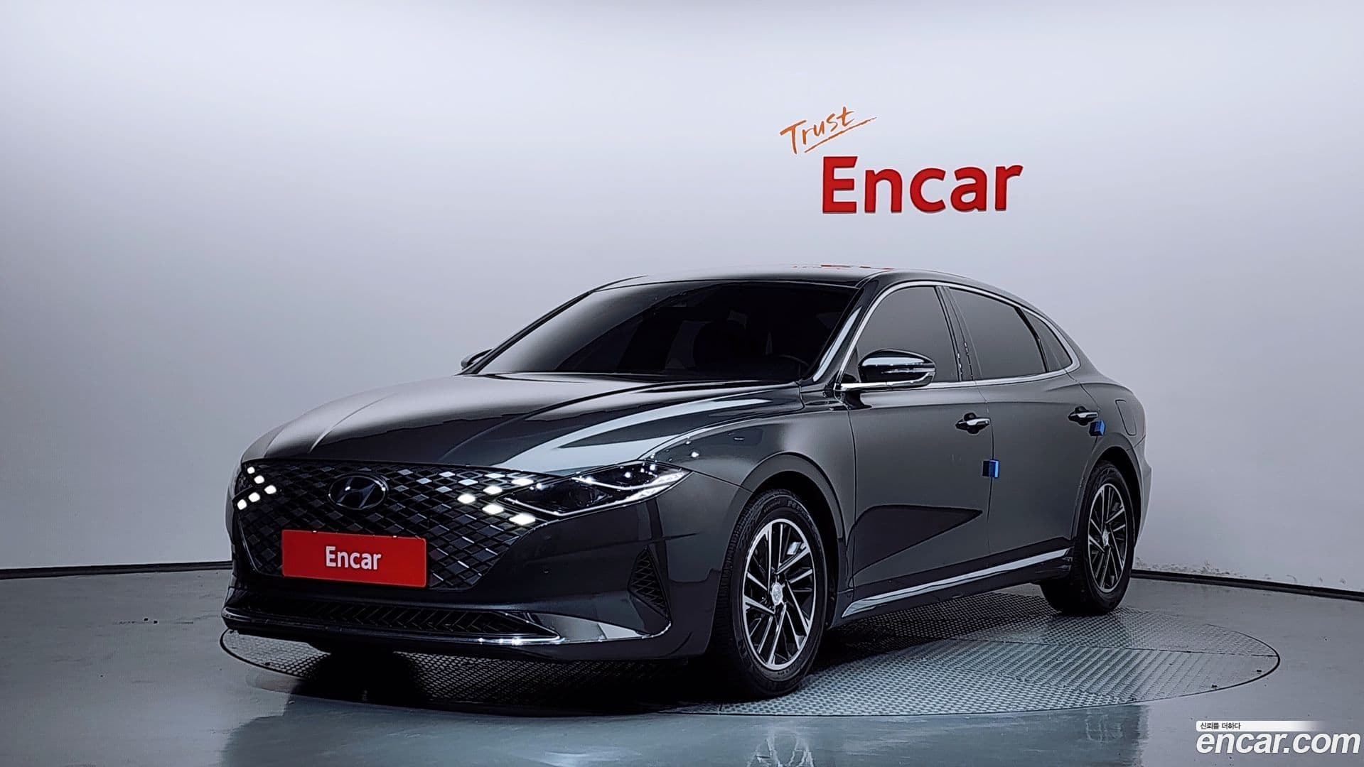 Main__Slider__Photo:Grandeur Hyundai 2020.0-0