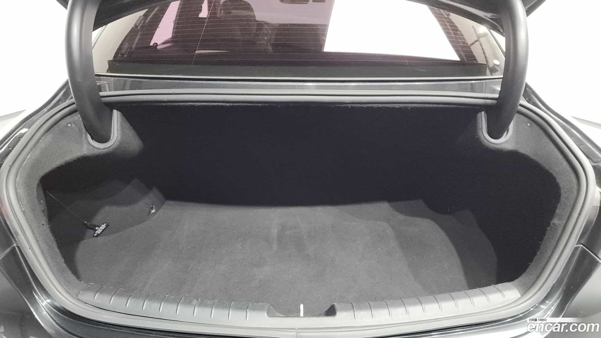 Grandeur Hyundai 2020.0-OPTION-023