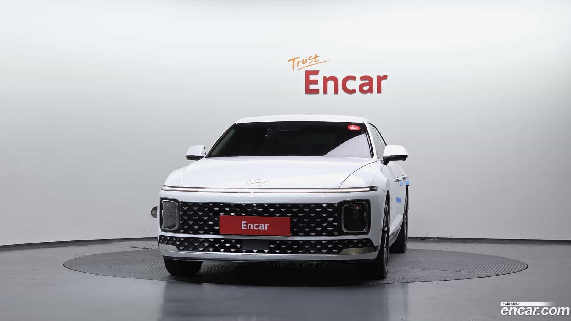 Grandeur Hyundai 2023.6-OUTER-003