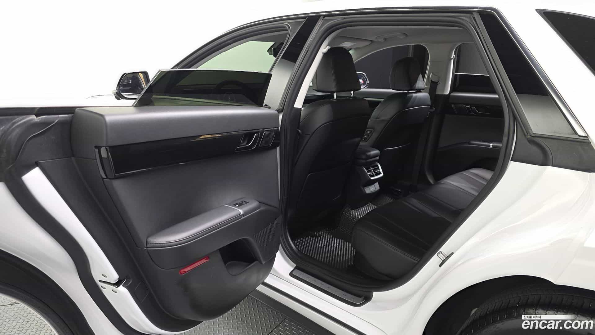 Grandeur Hyundai 2023.6-INNER-036