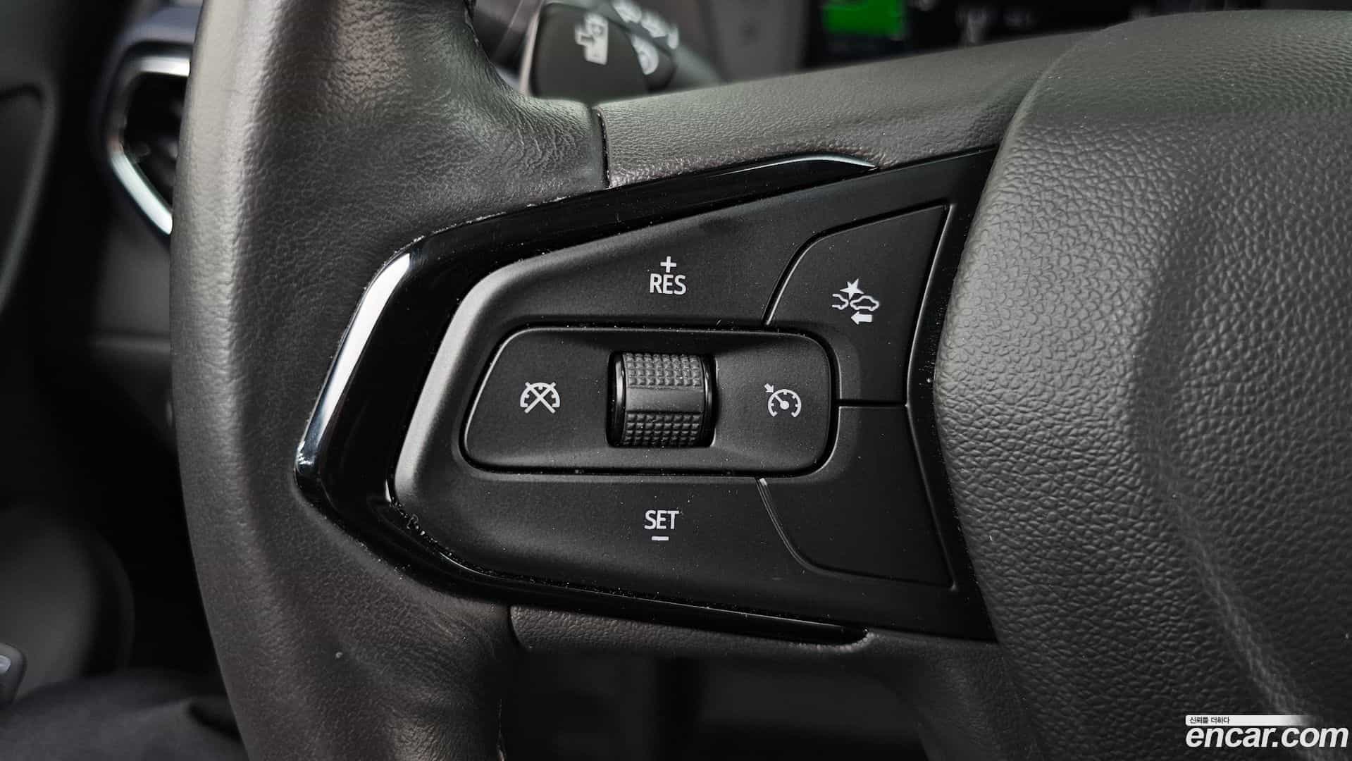 볼트 EUV Chevrolet 2023.8-OPTION-041