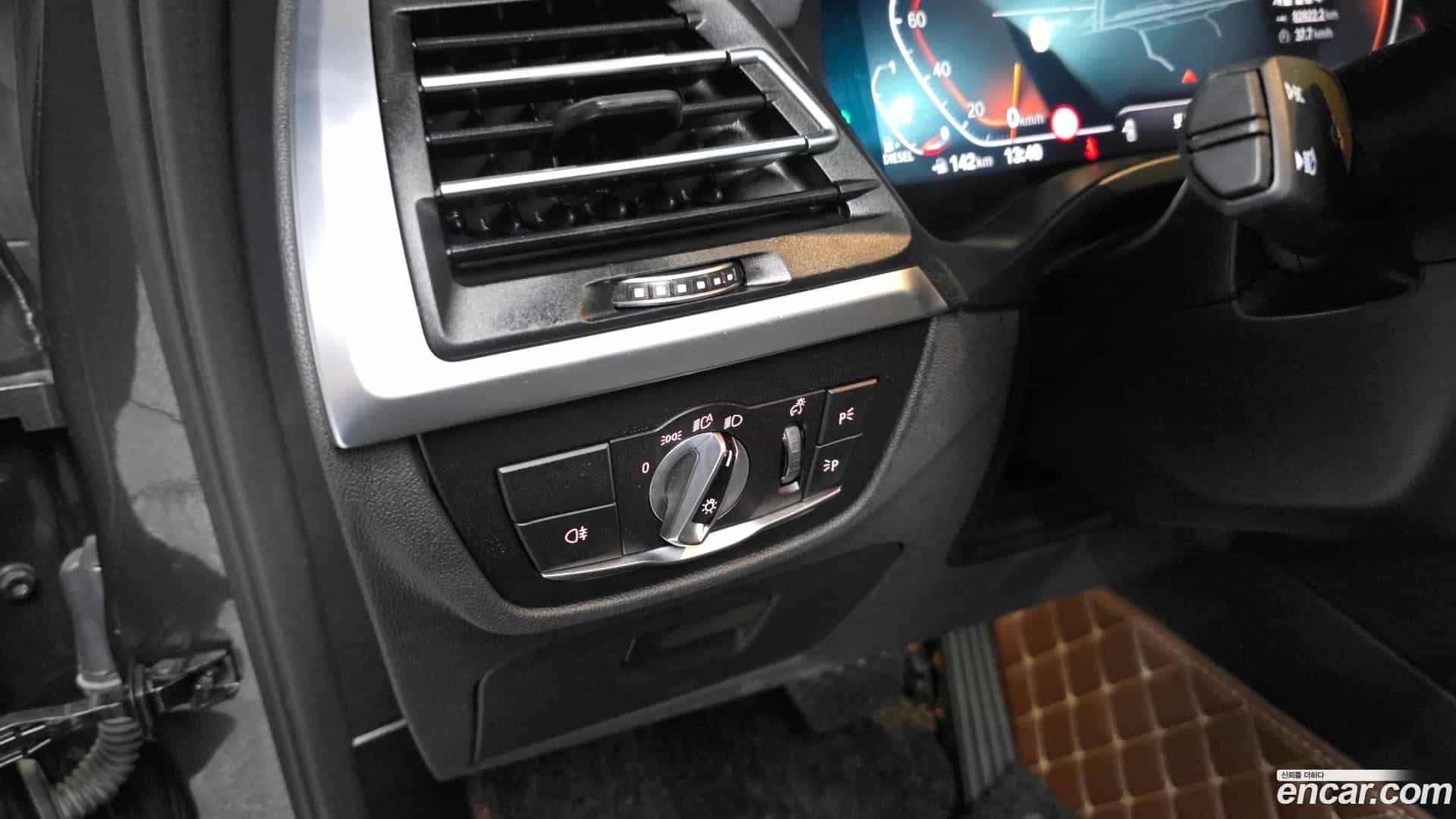 X4 BMW 2022.4-OPTION-041