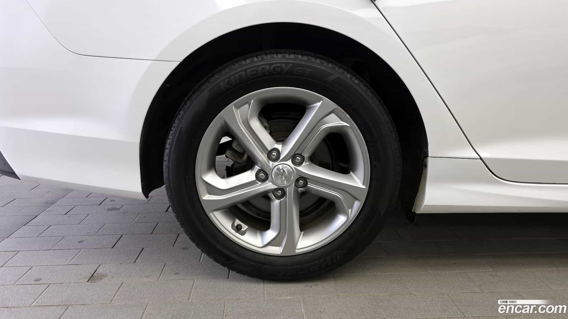 Sonata Hyundai 2019.2-OUTER-005