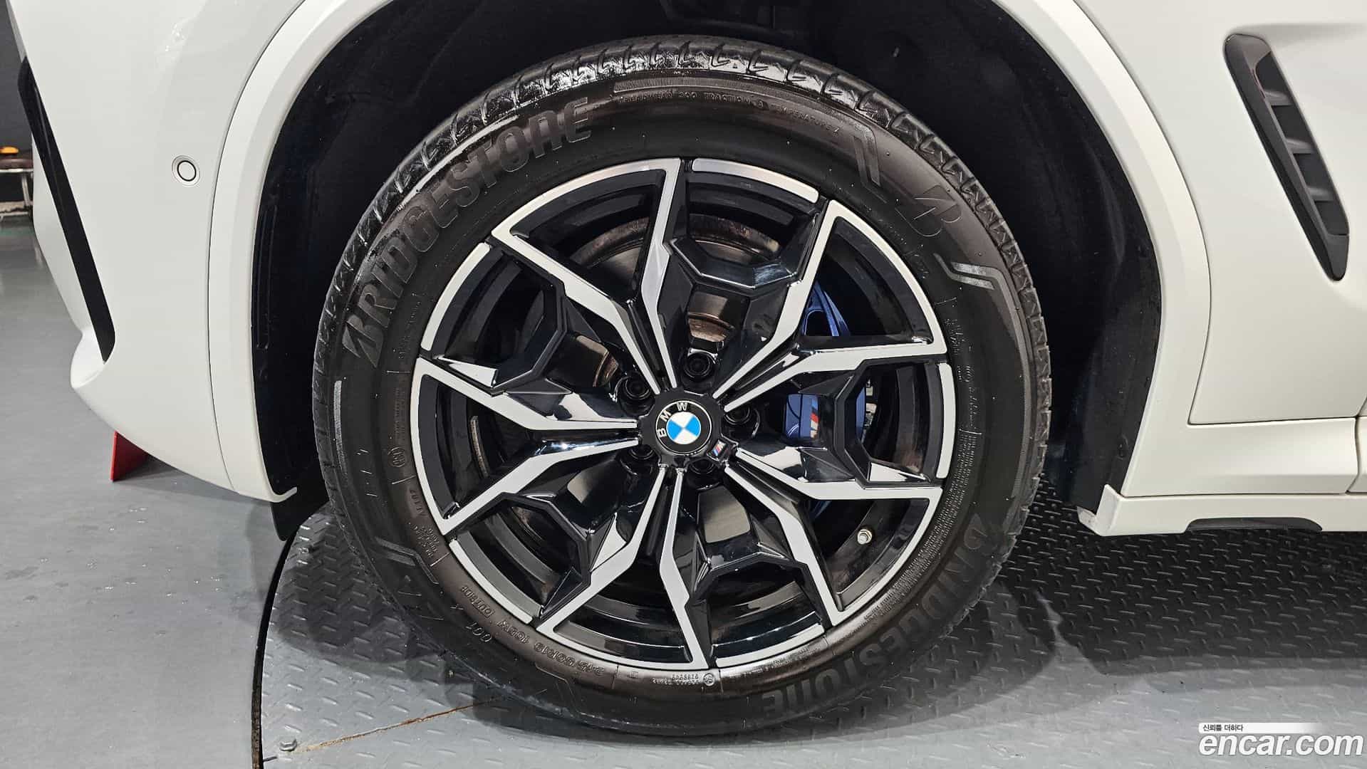 X4 BMW 2024.11-OUTER-005