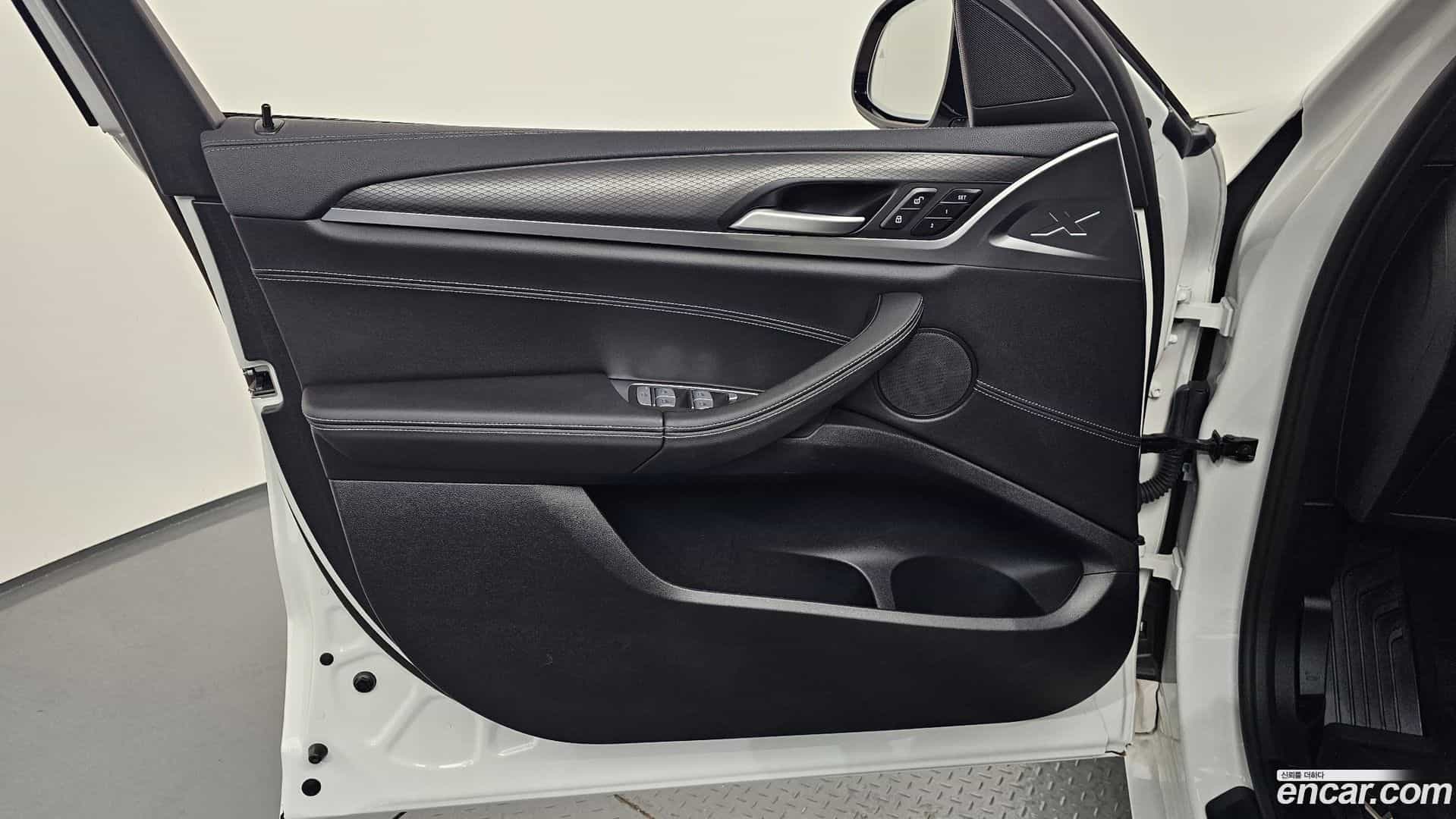 X4 BMW 2024.11-INNER-034