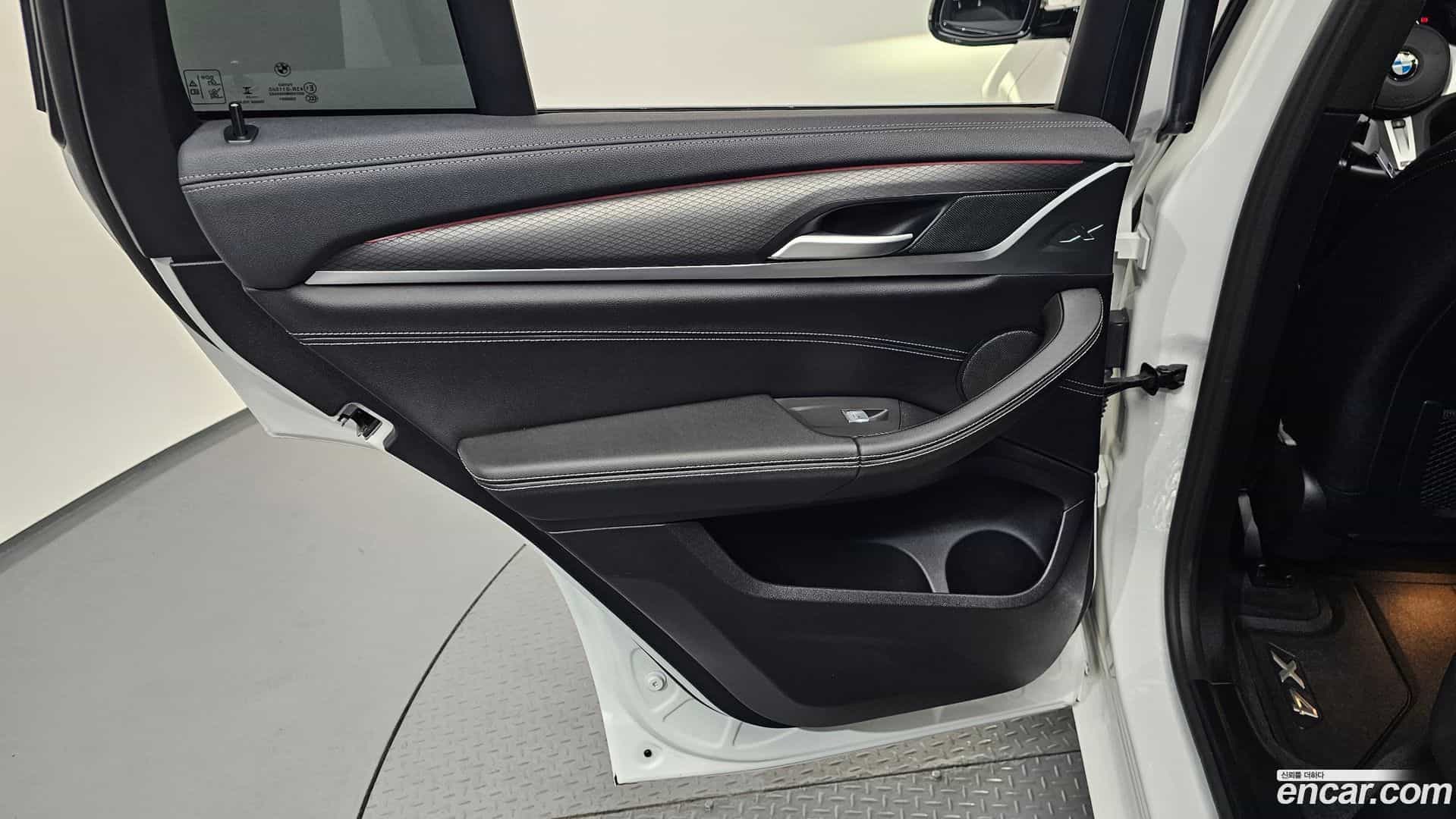 X4 BMW 2024.11-INNER-035